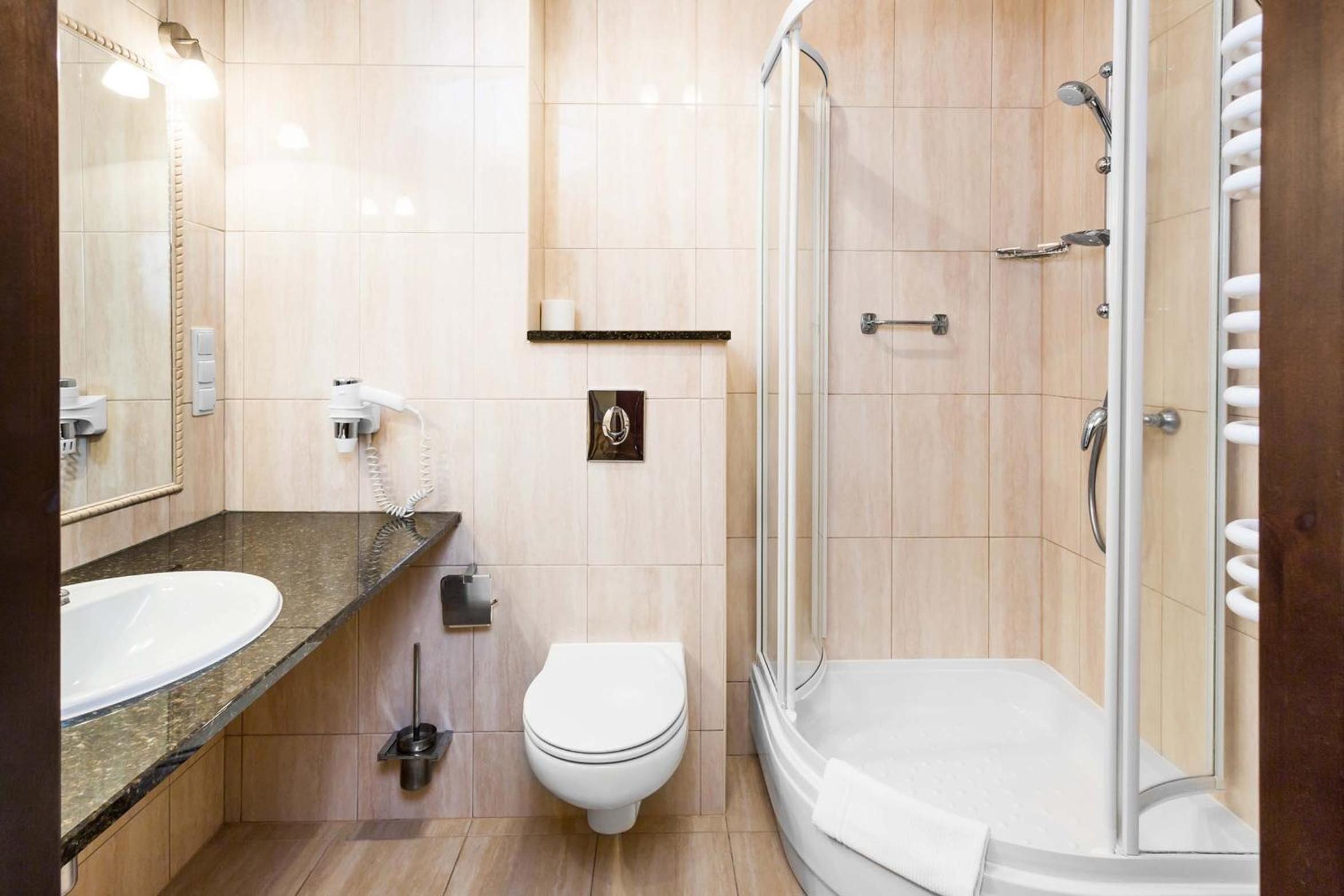 Business Suite - Photo 10