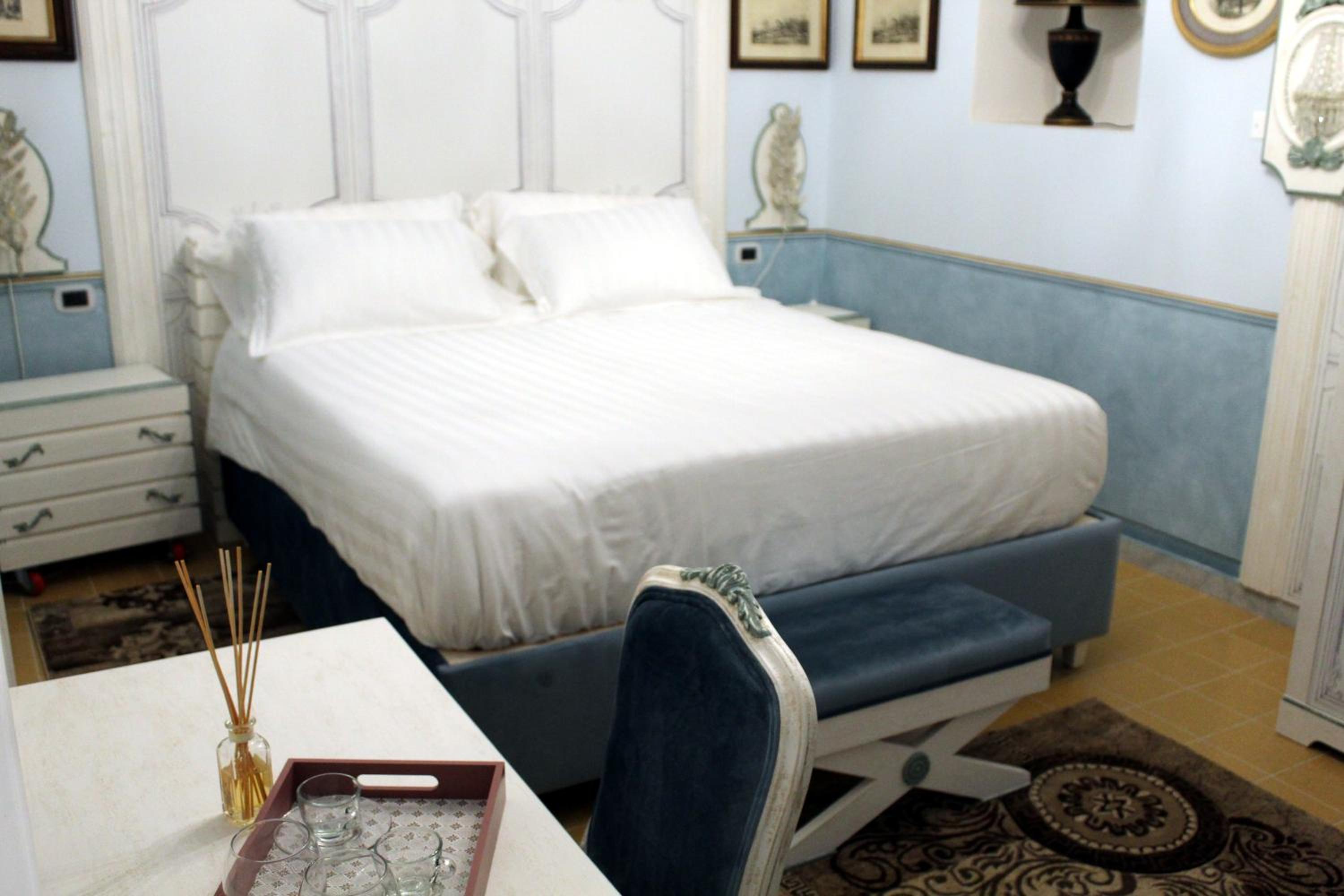 Double Room - Photo 23