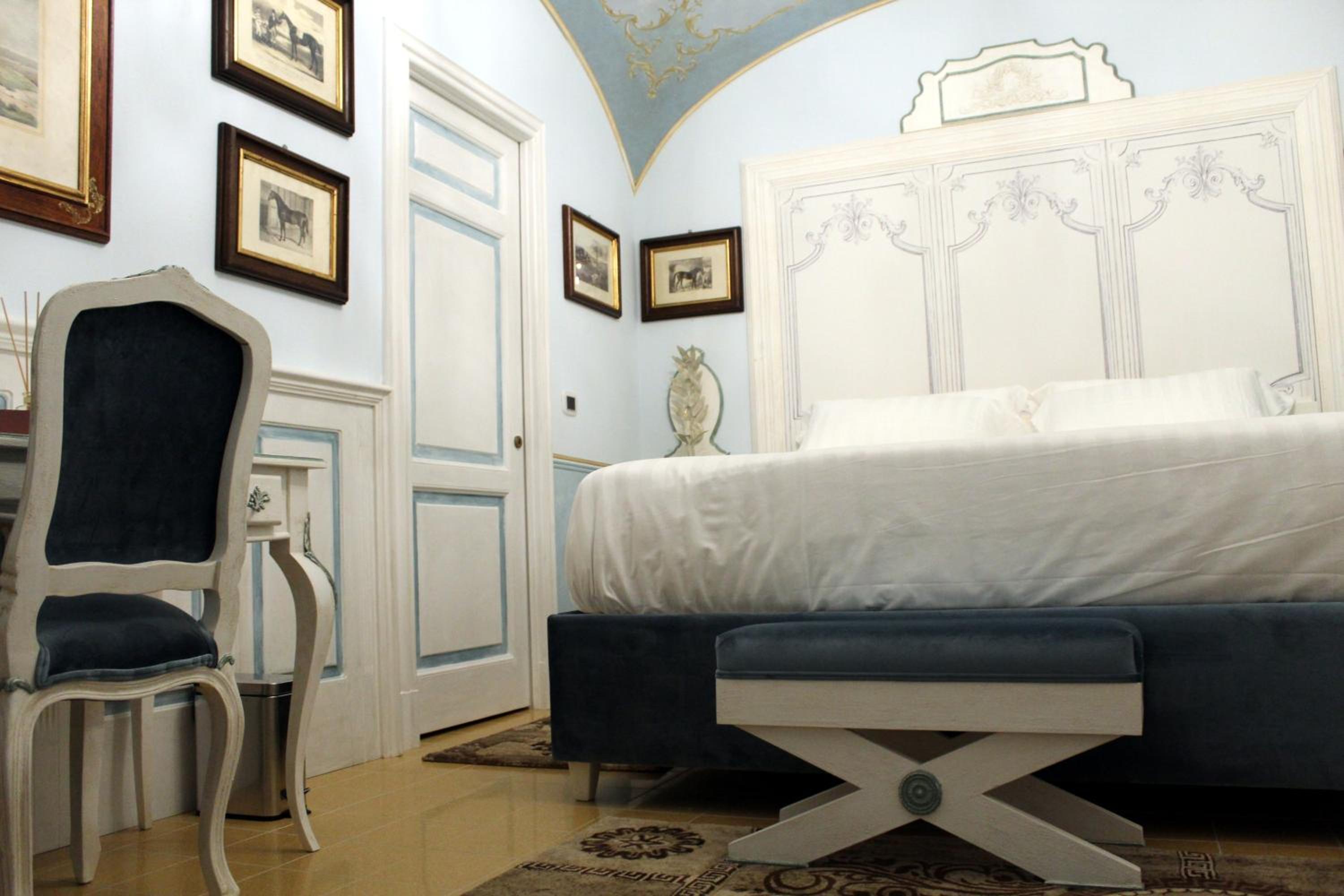 Double Room - Photo 22