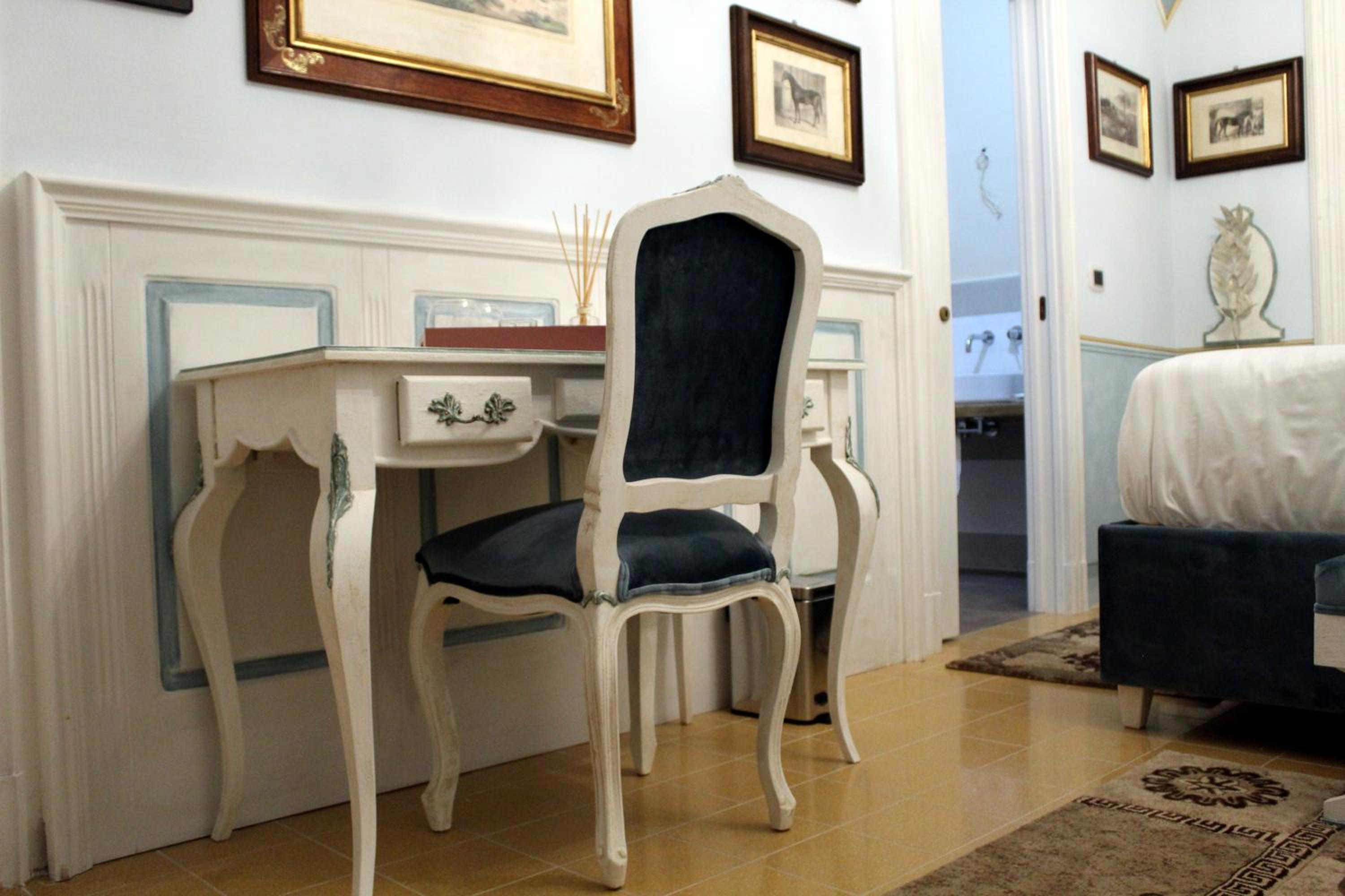 Double Room - Photo 21
