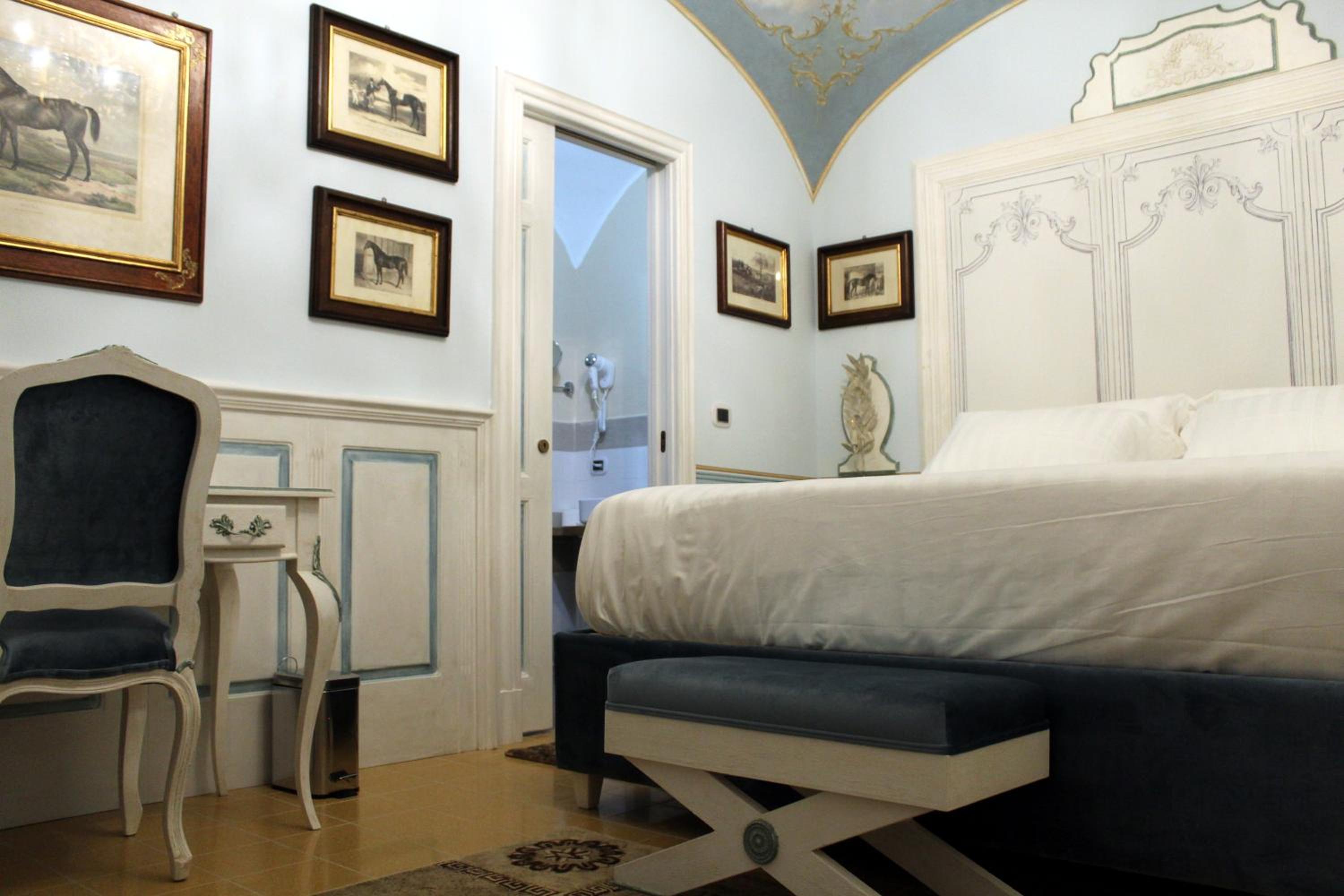Double Room - Photo 20