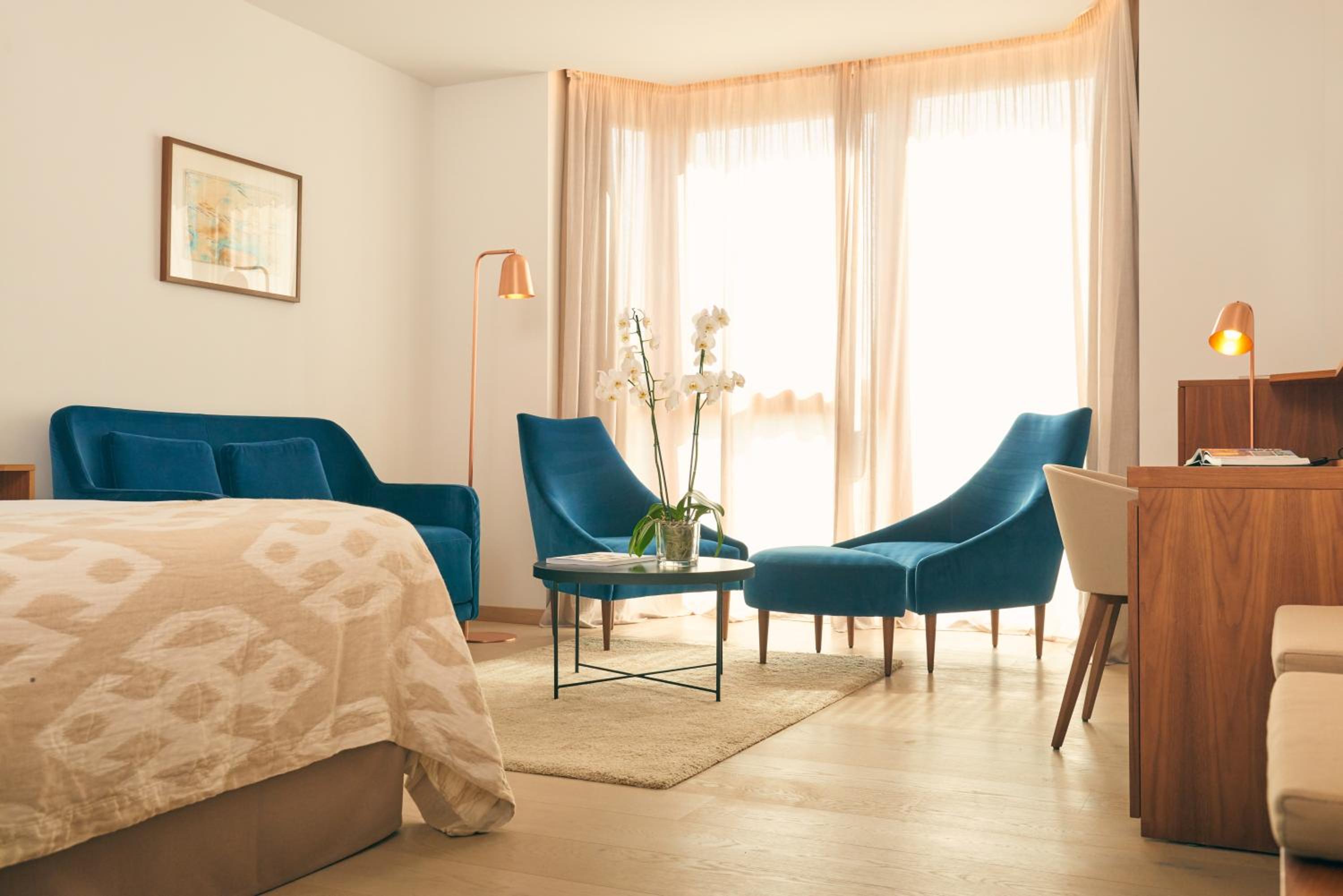 Junior Suite with Spa Access