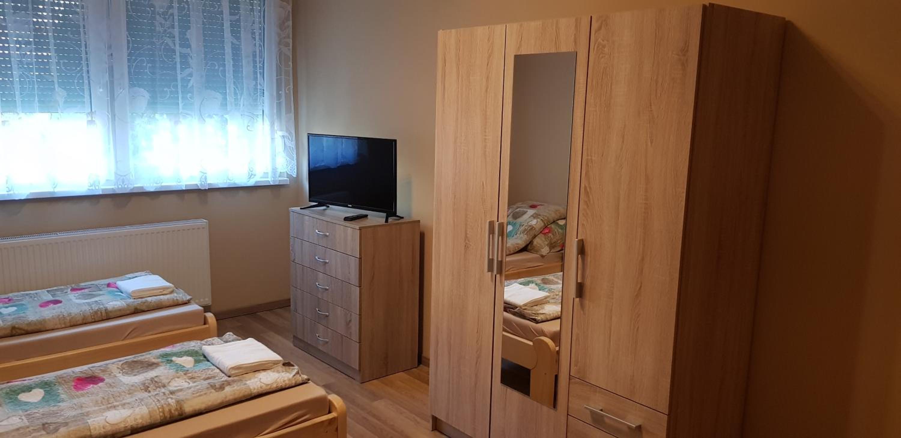 Two-Bedroom Apartment - Photo 5