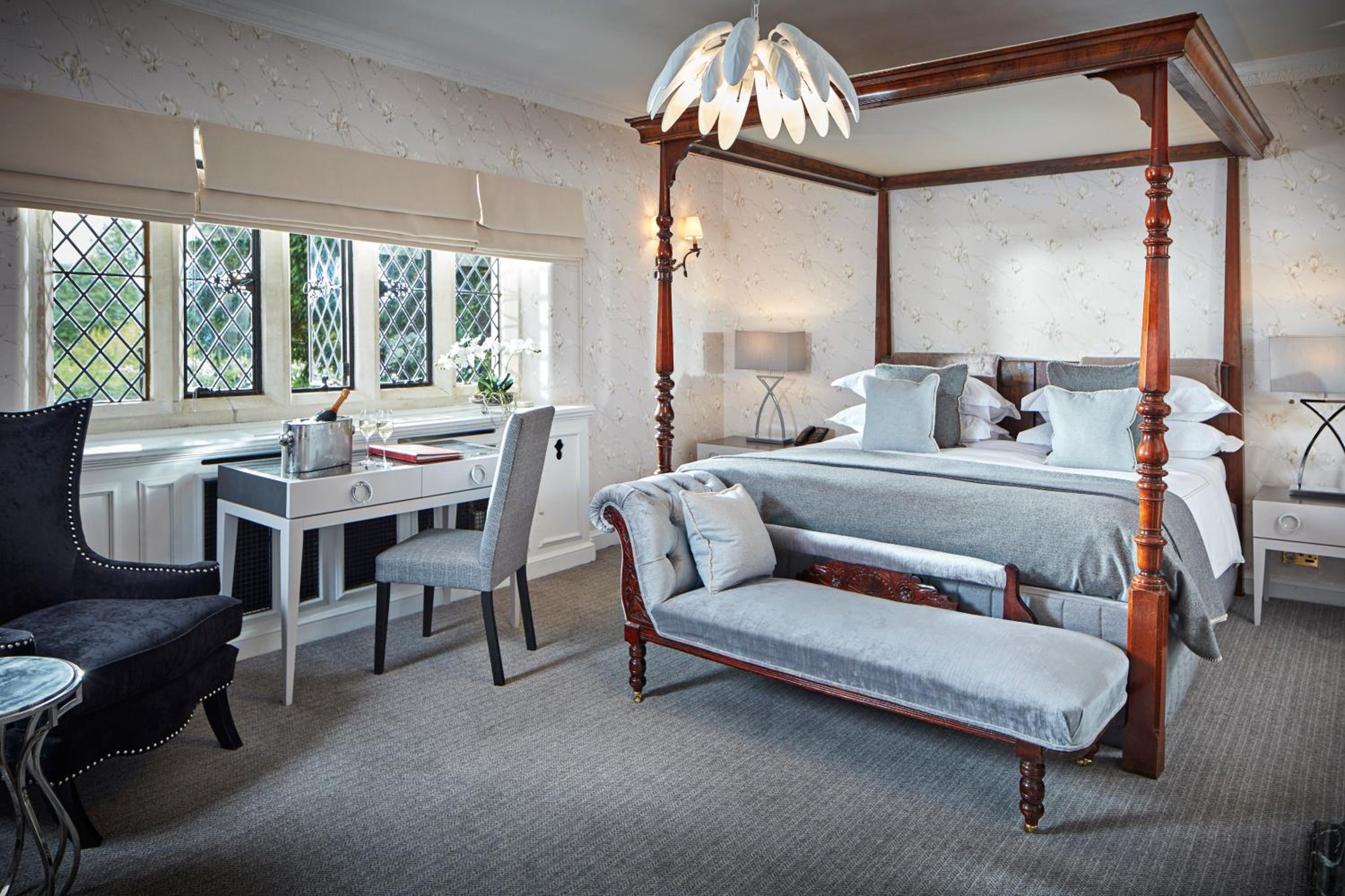 Queen Suite photo 1