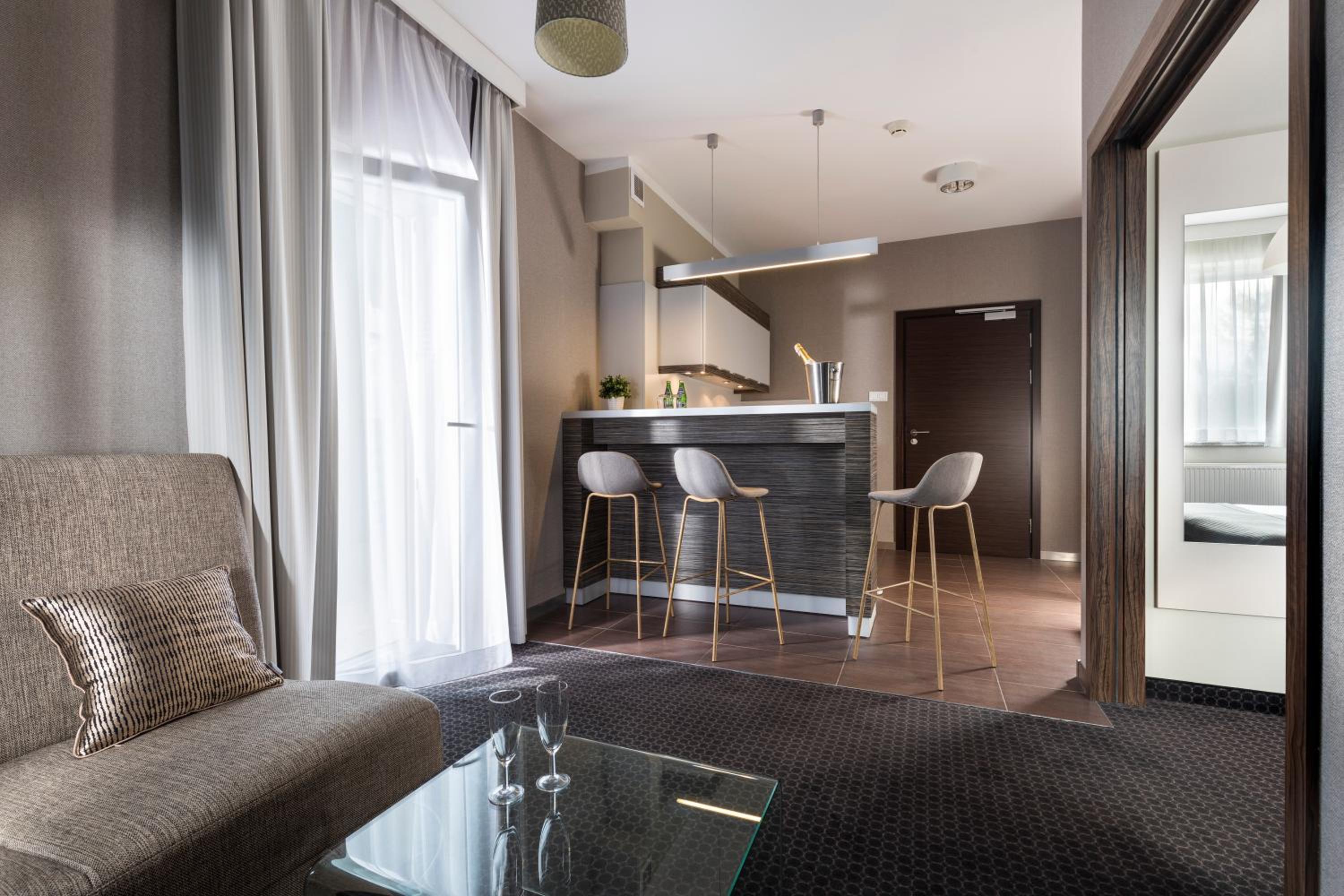Apartment with Balcony - Photo 1