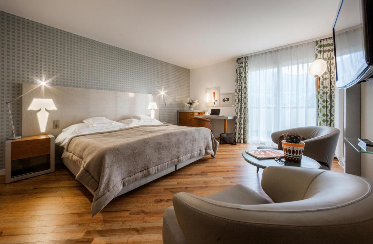 Comfort Double Room with Quiet Street View