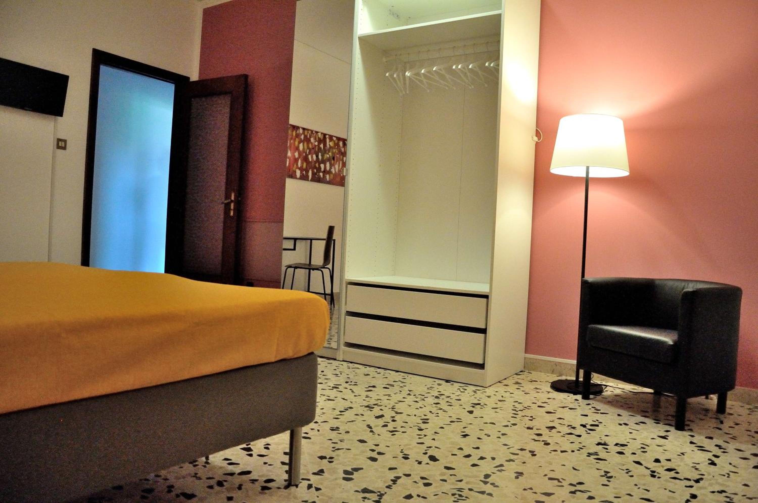 Two-Bedroom Apartment - Photo 27
