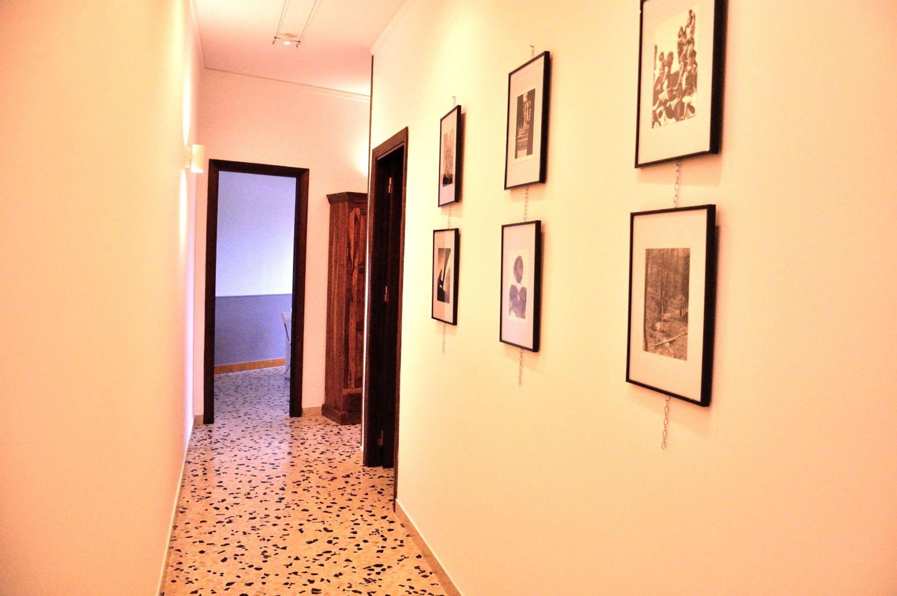 Two-Bedroom Apartment - Photo 12