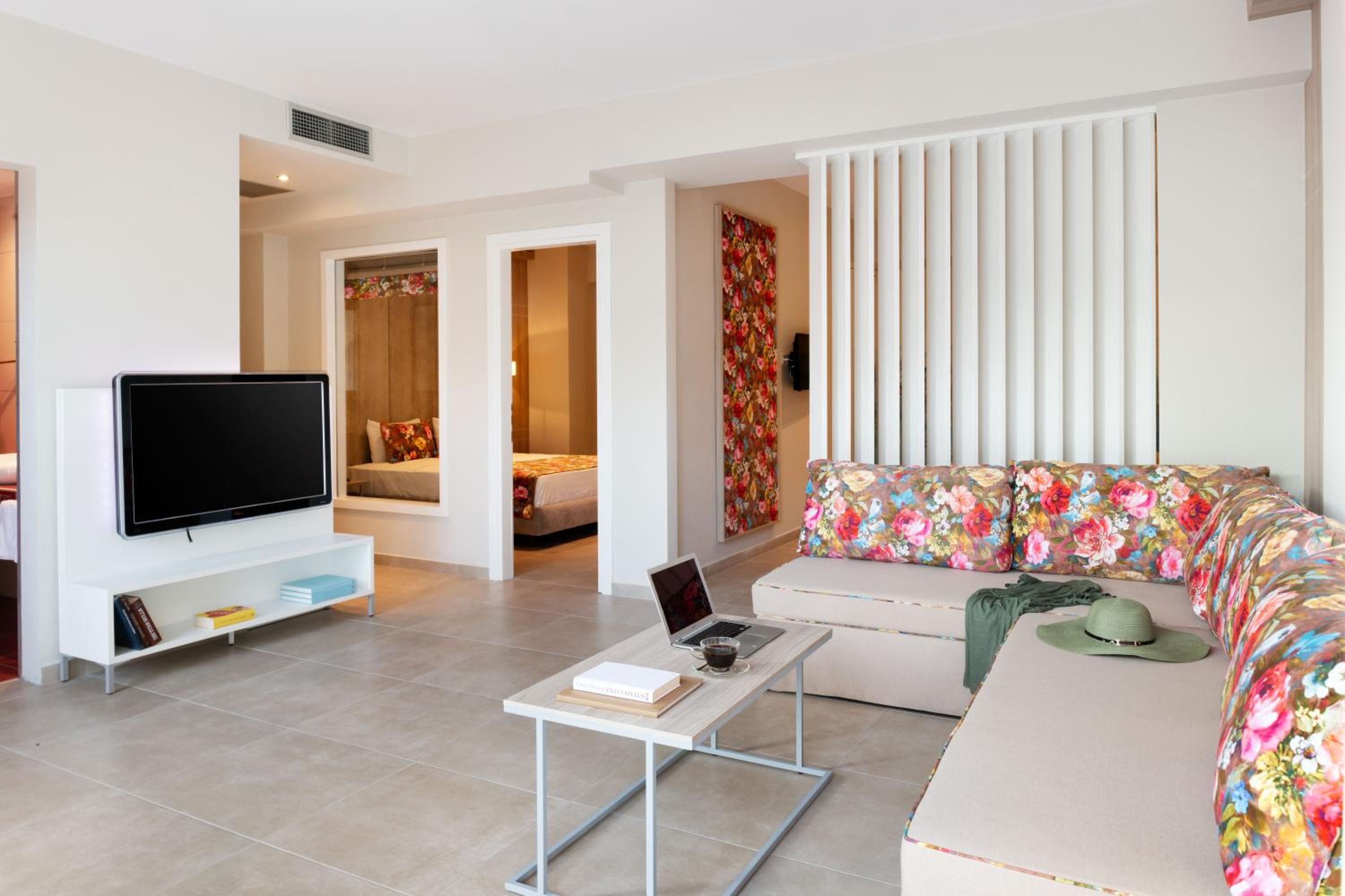 Family Suite - Photo 5