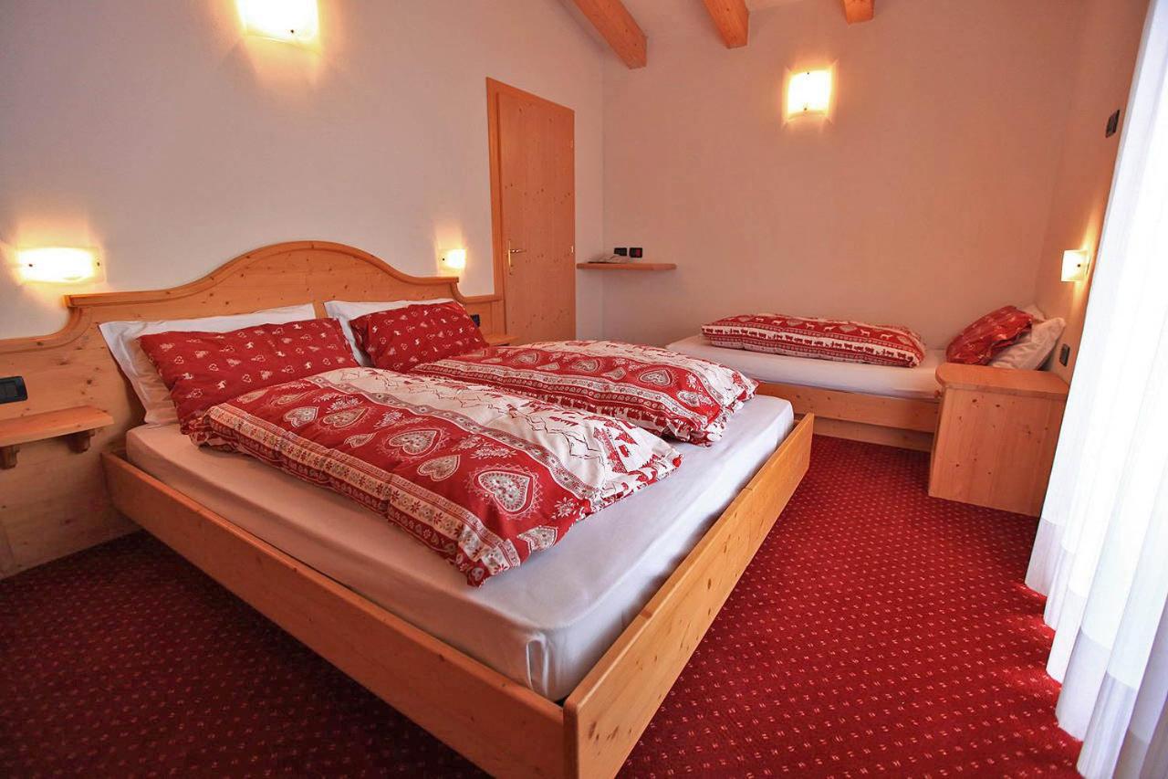 Triple Room with Mountain View