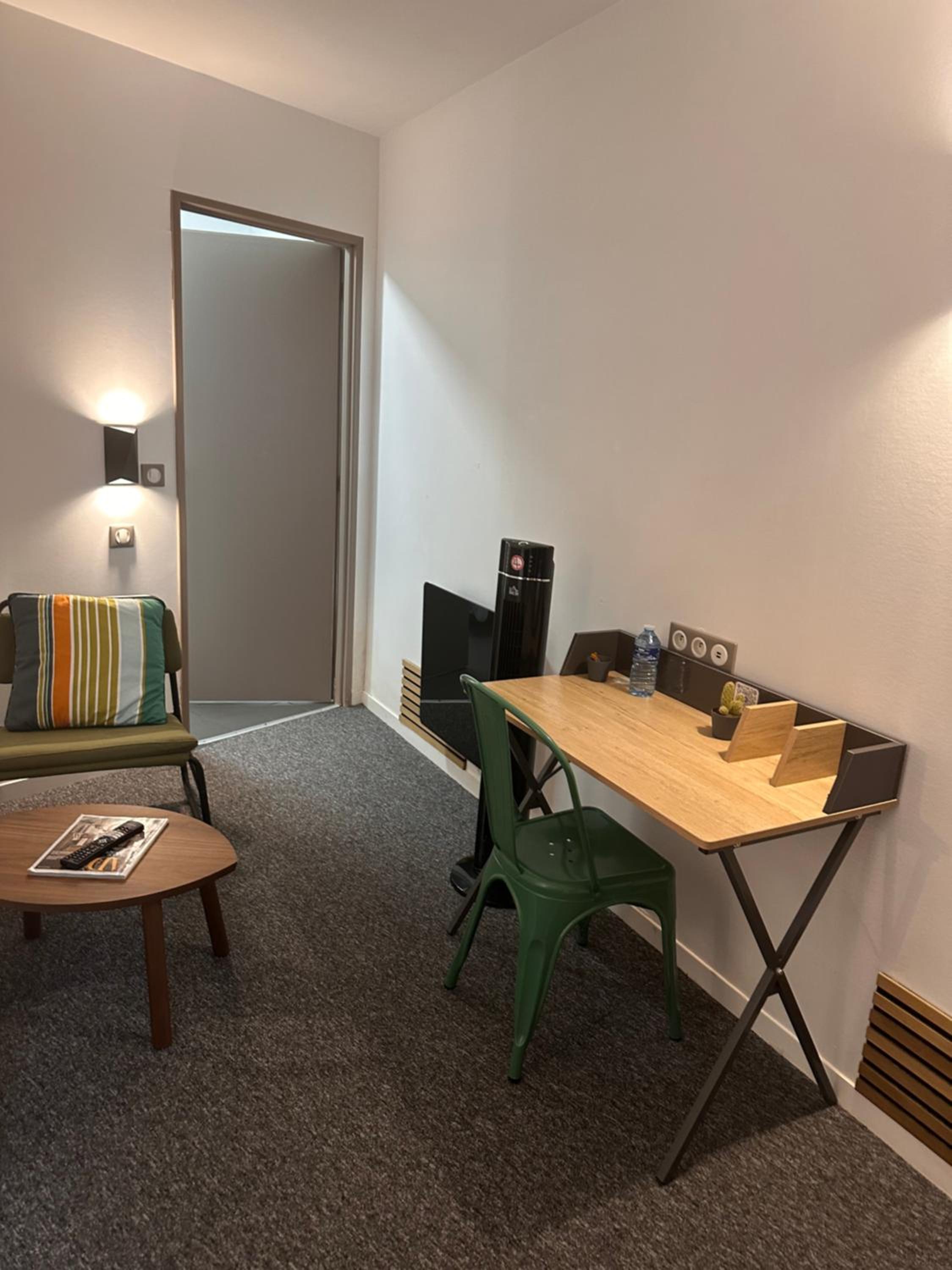 Large Double Room