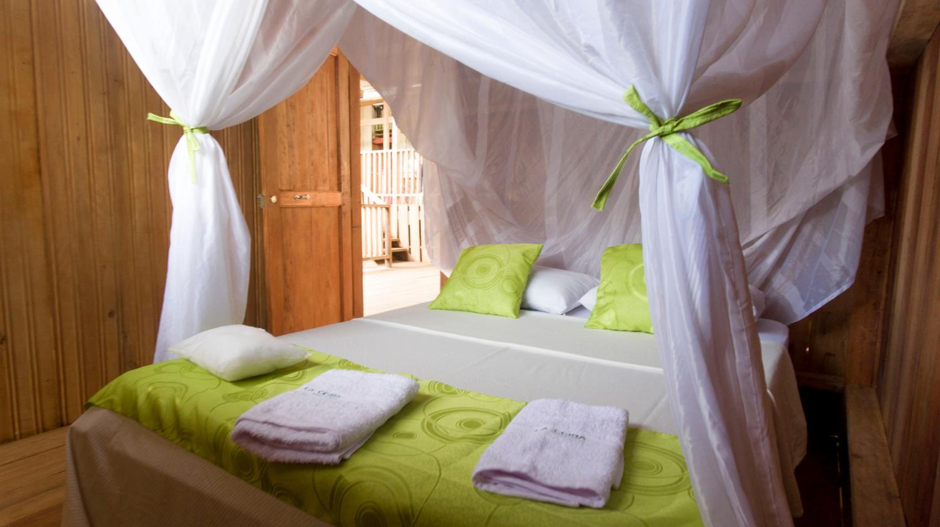 Double Room with Shared Bathroom photo 3