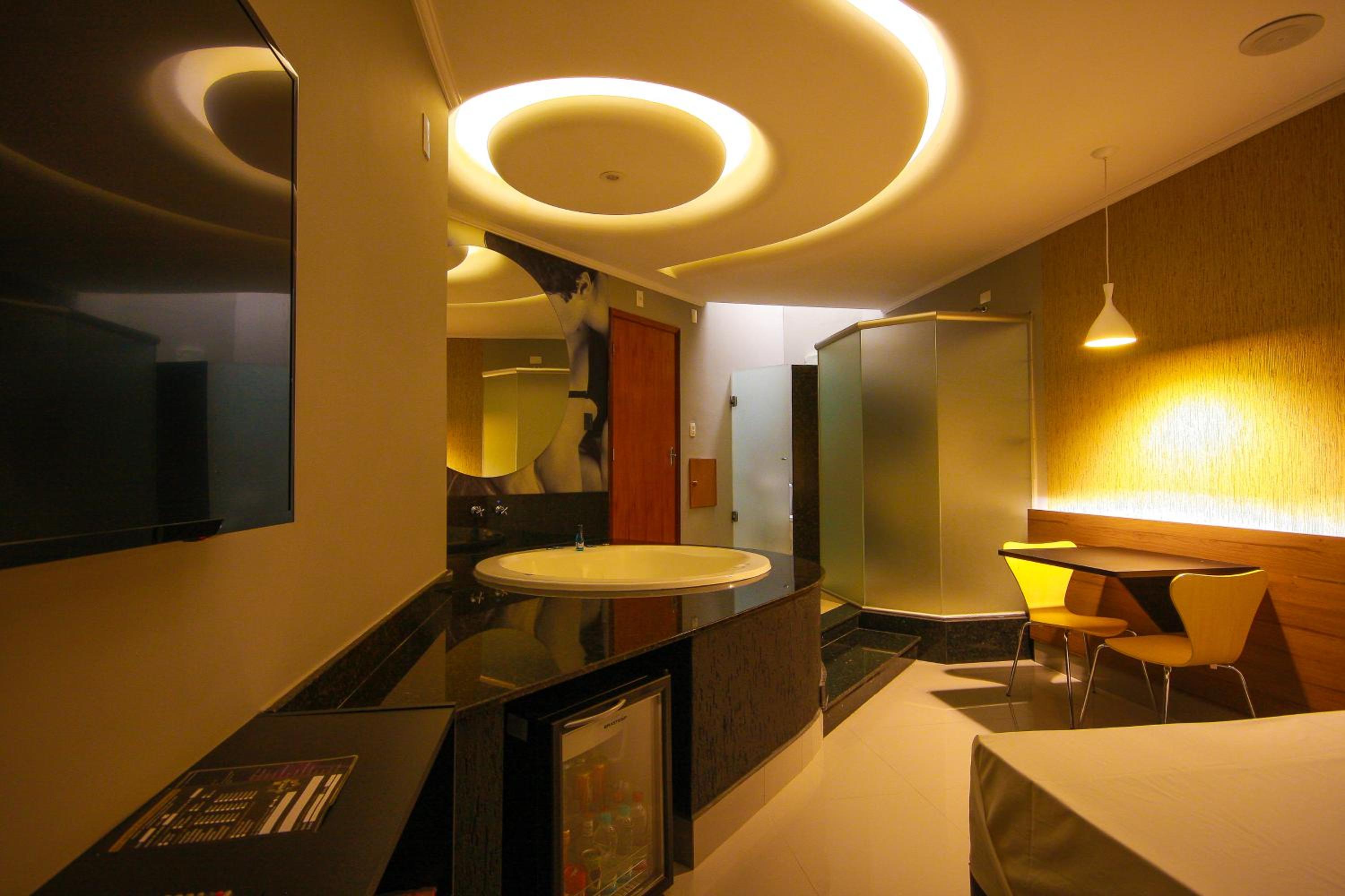Queen Room with Spa Bath photo 1