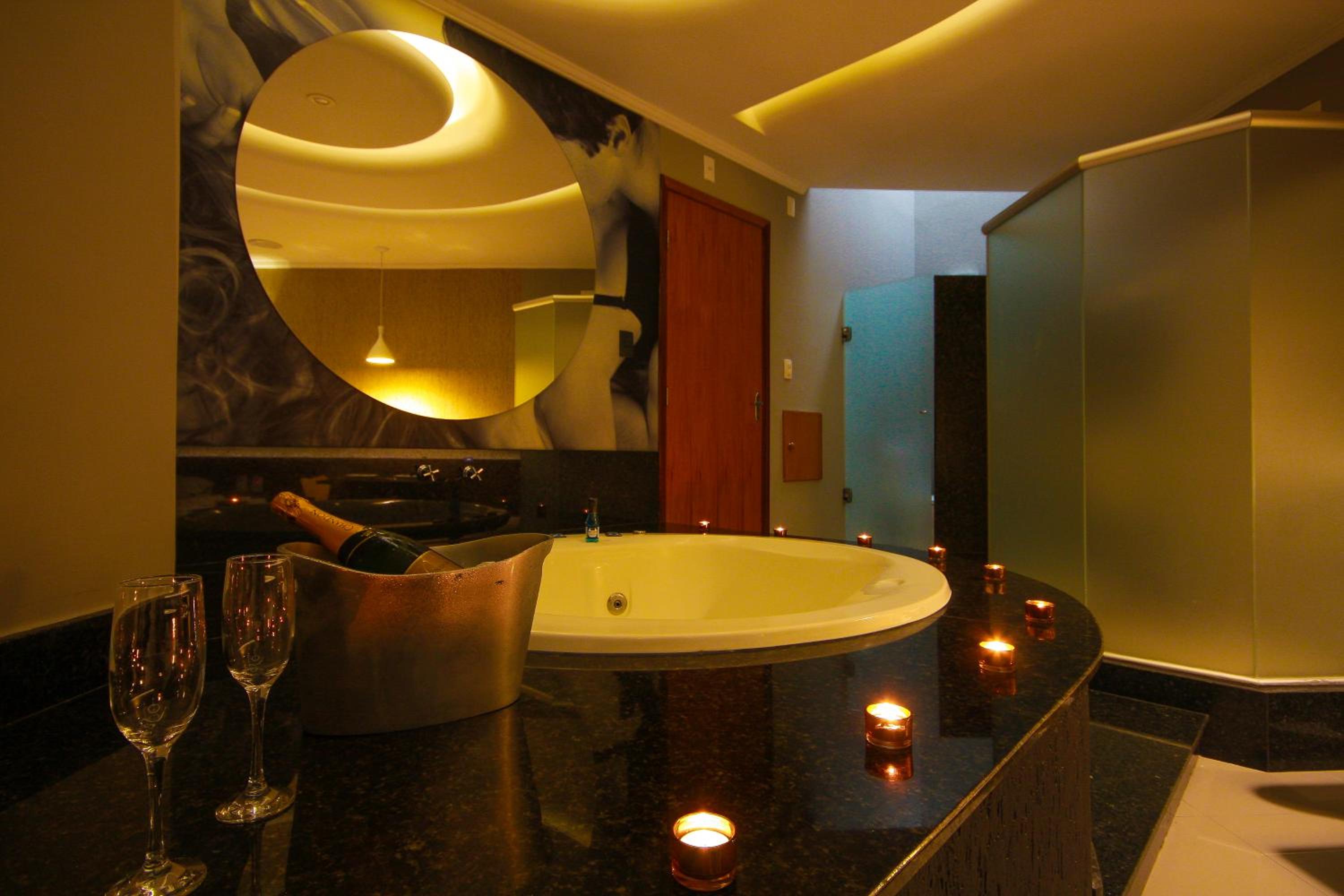 Queen Room with Spa Bath photo 2