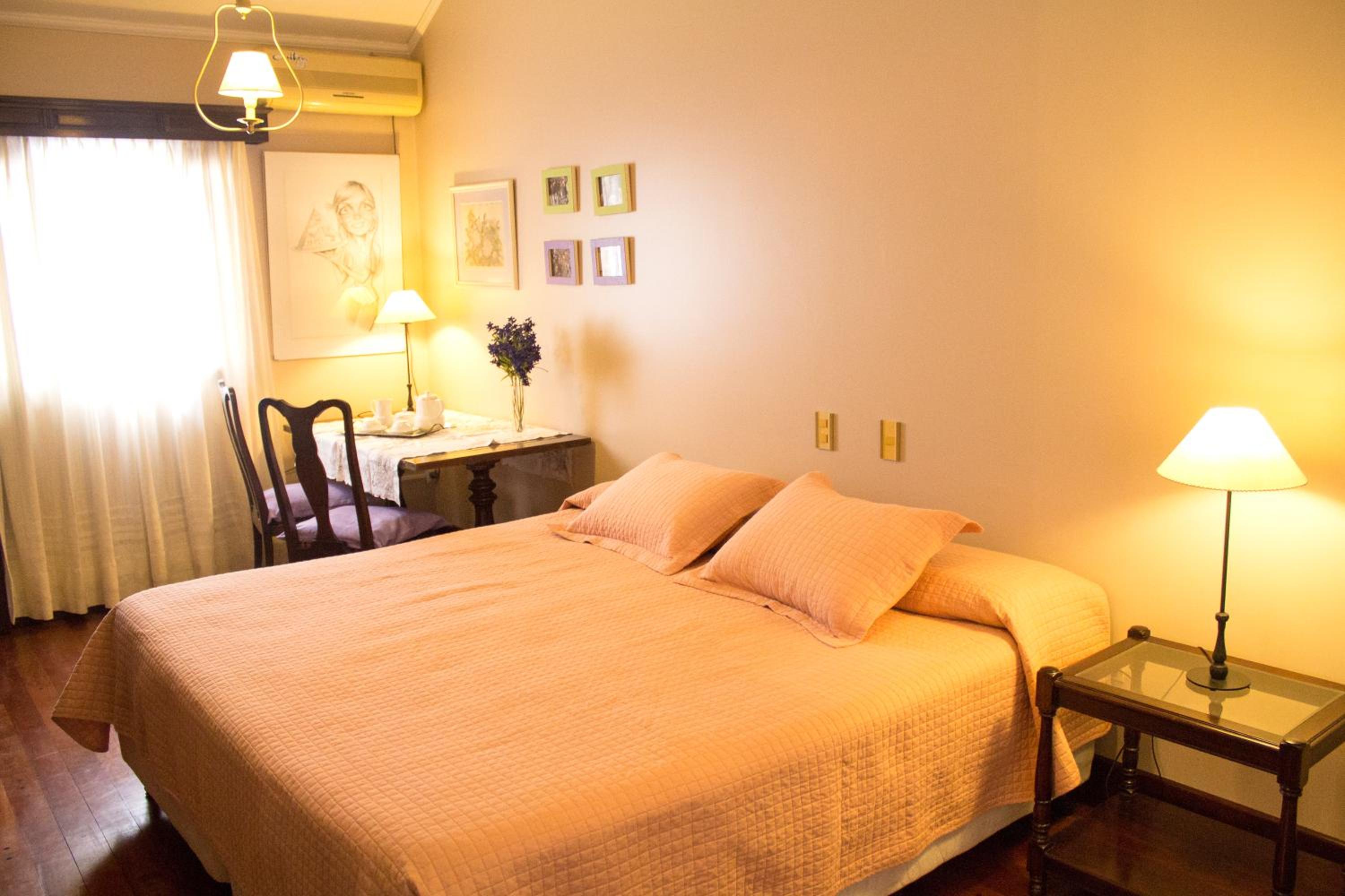 Superior King Suite photo 1