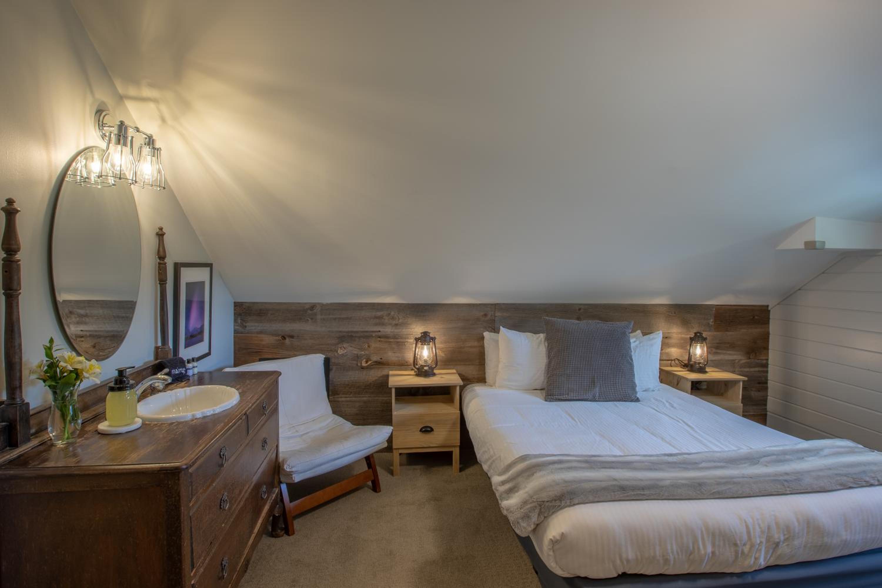 Standard Queen Room photo 1