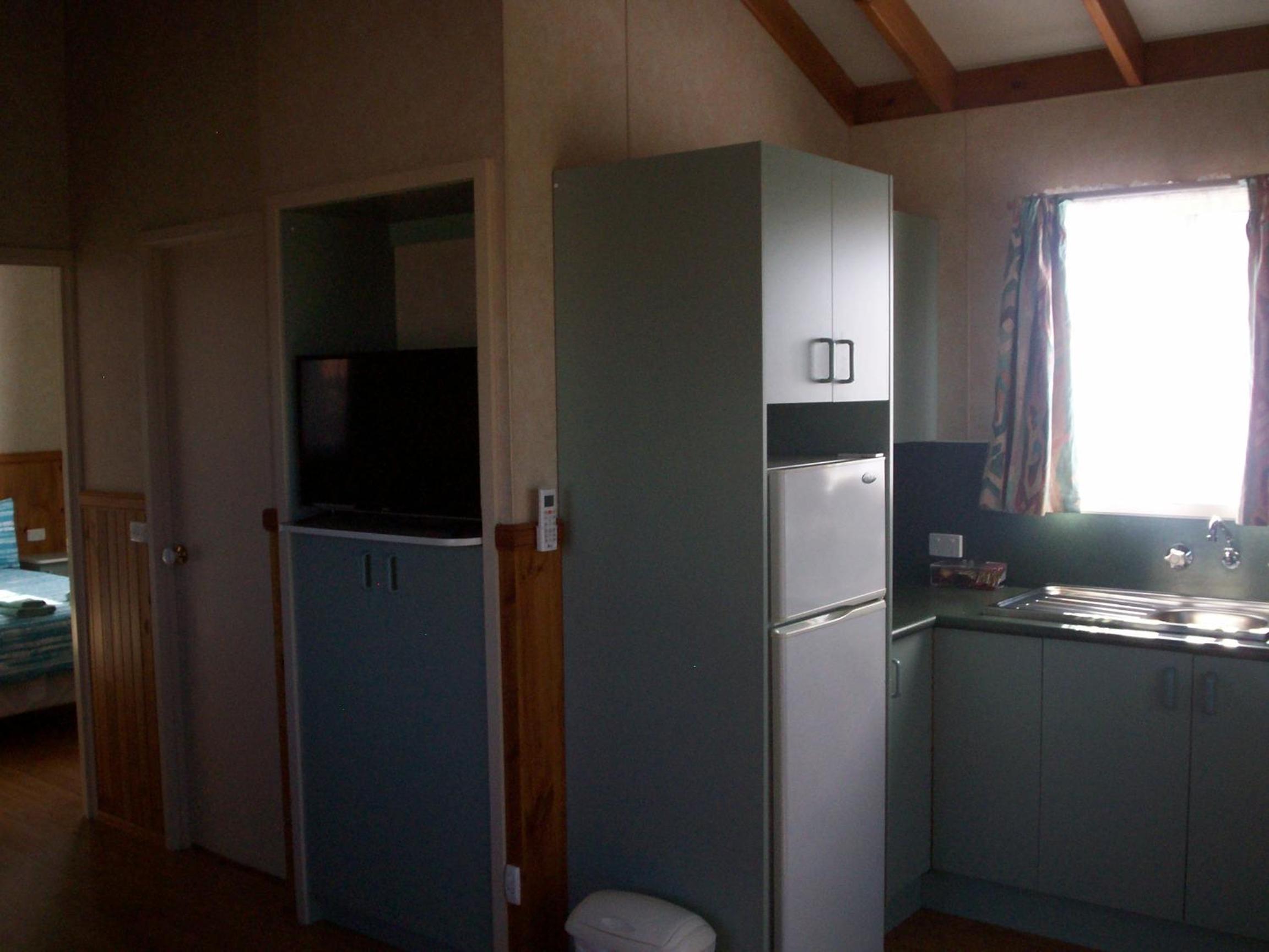 Family Bungalow - Photo 5