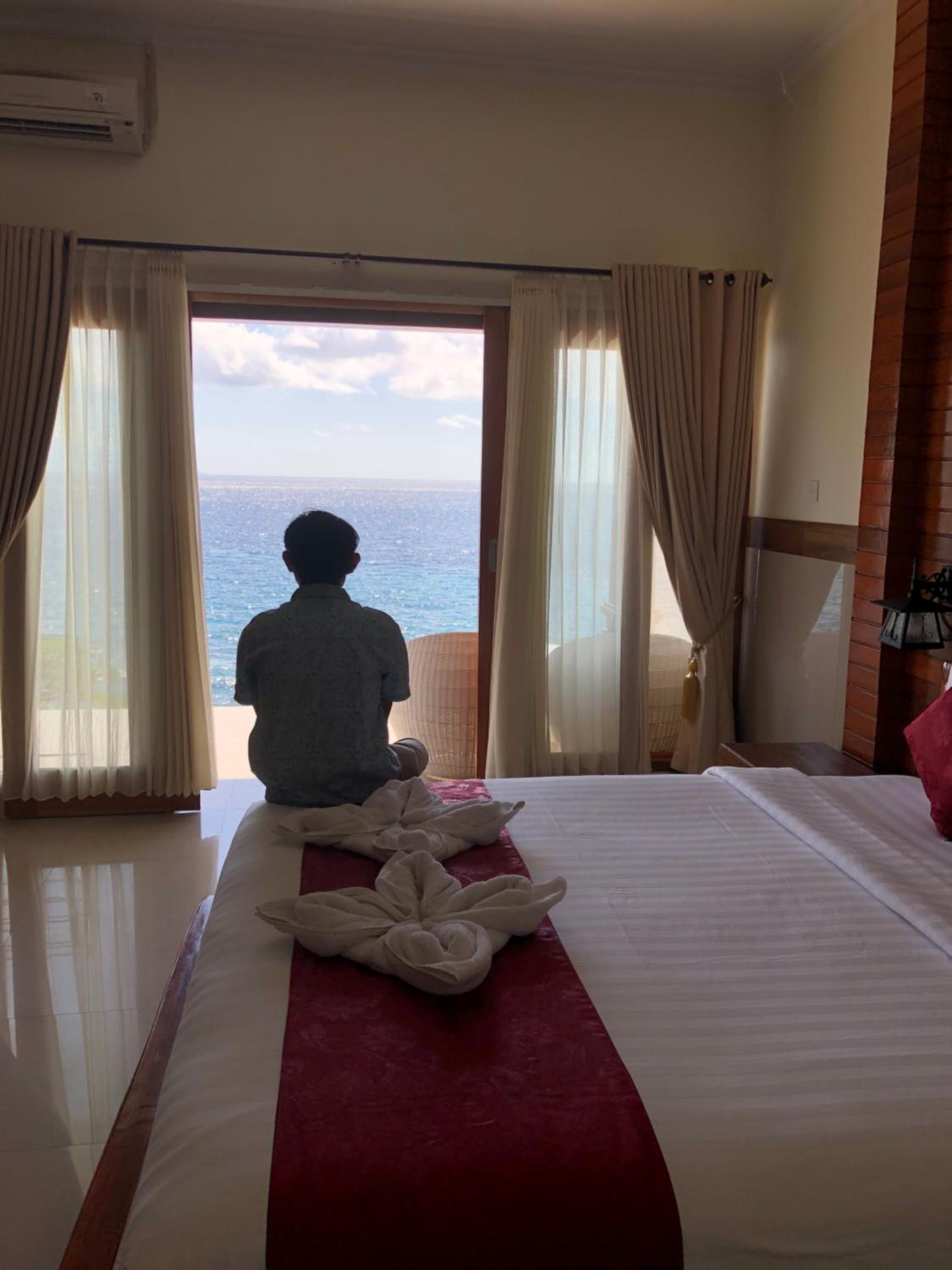 Deluxe Double Room with Sea View - Photo 17