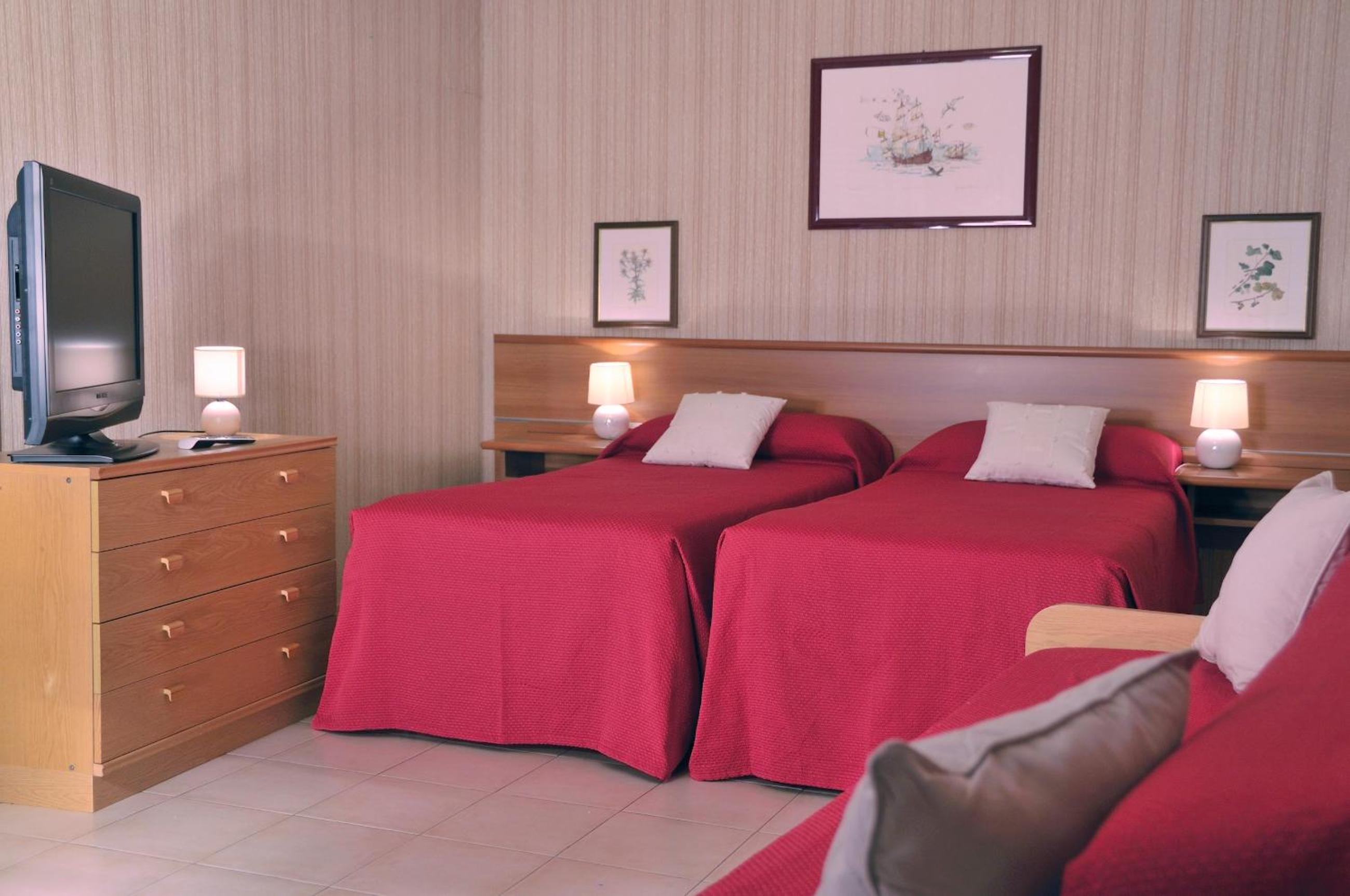 Triple Room - Photo 2