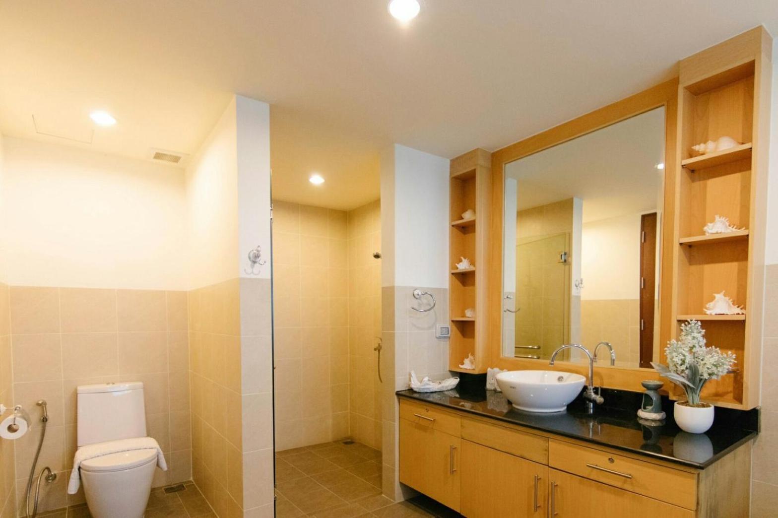Deluxe Family Suite photo 3