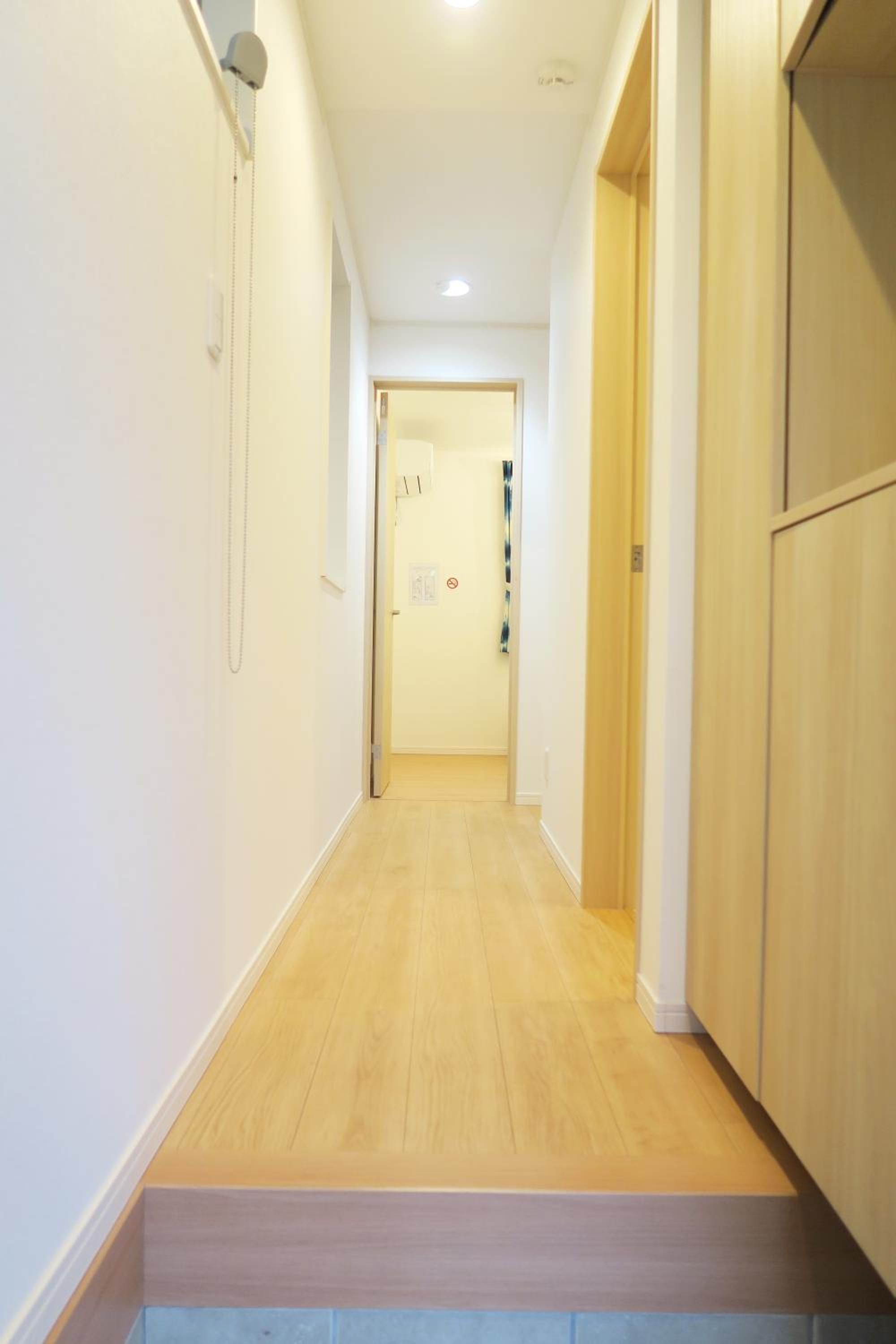 Three-Bedroom Apartment photo 2