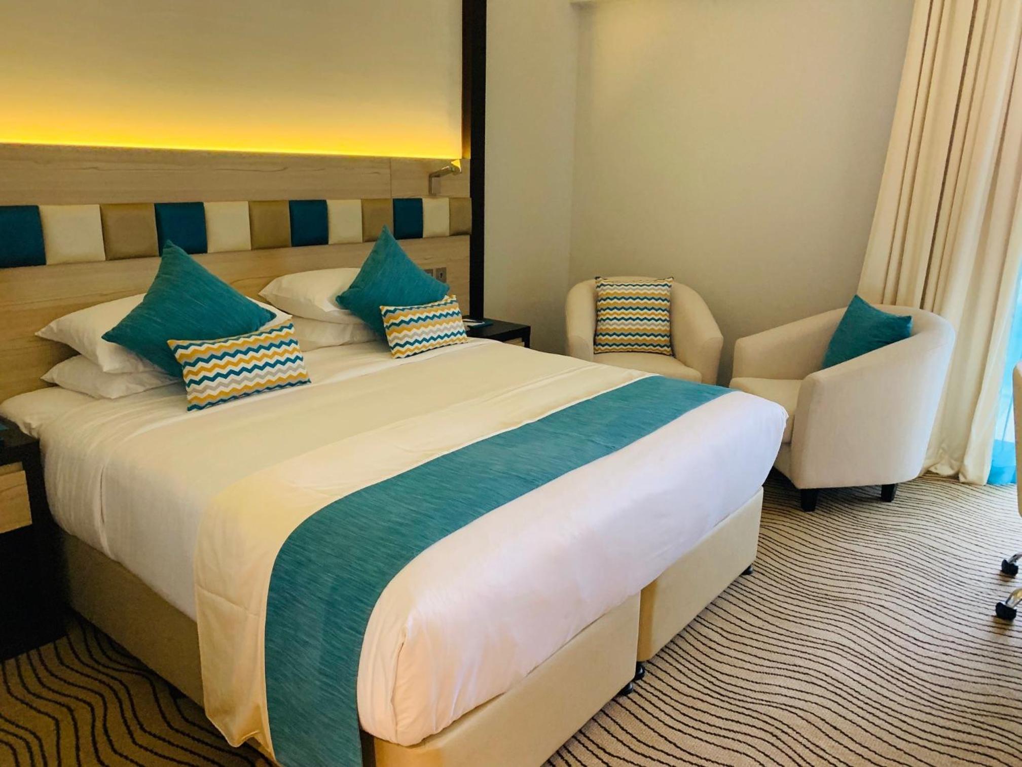 Standard Double or Twin Room photo 1