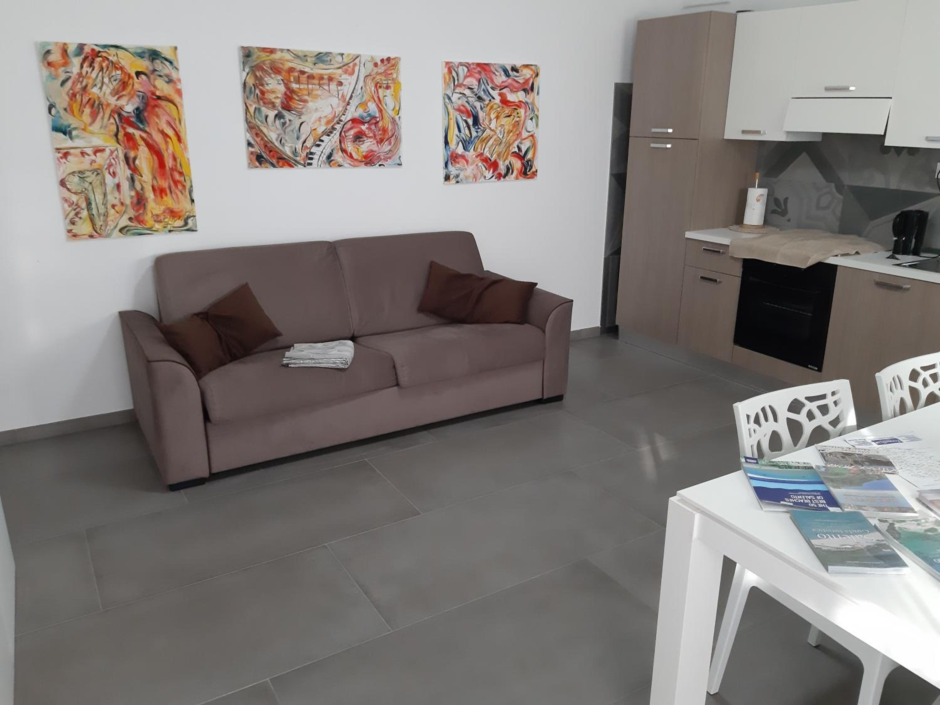 One-Bedroom House photo 3
