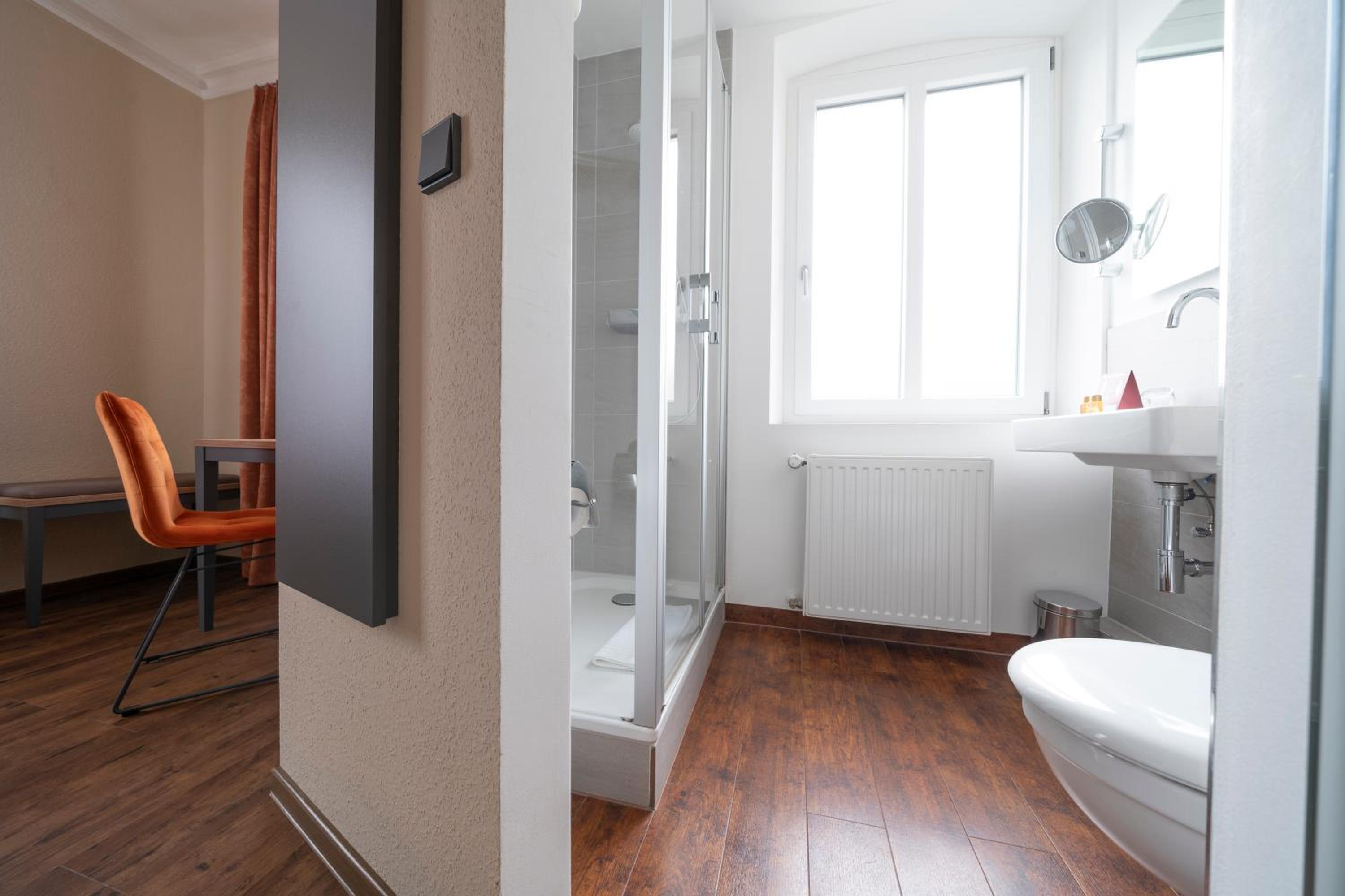Standard Double or Twin Room - Photo 34