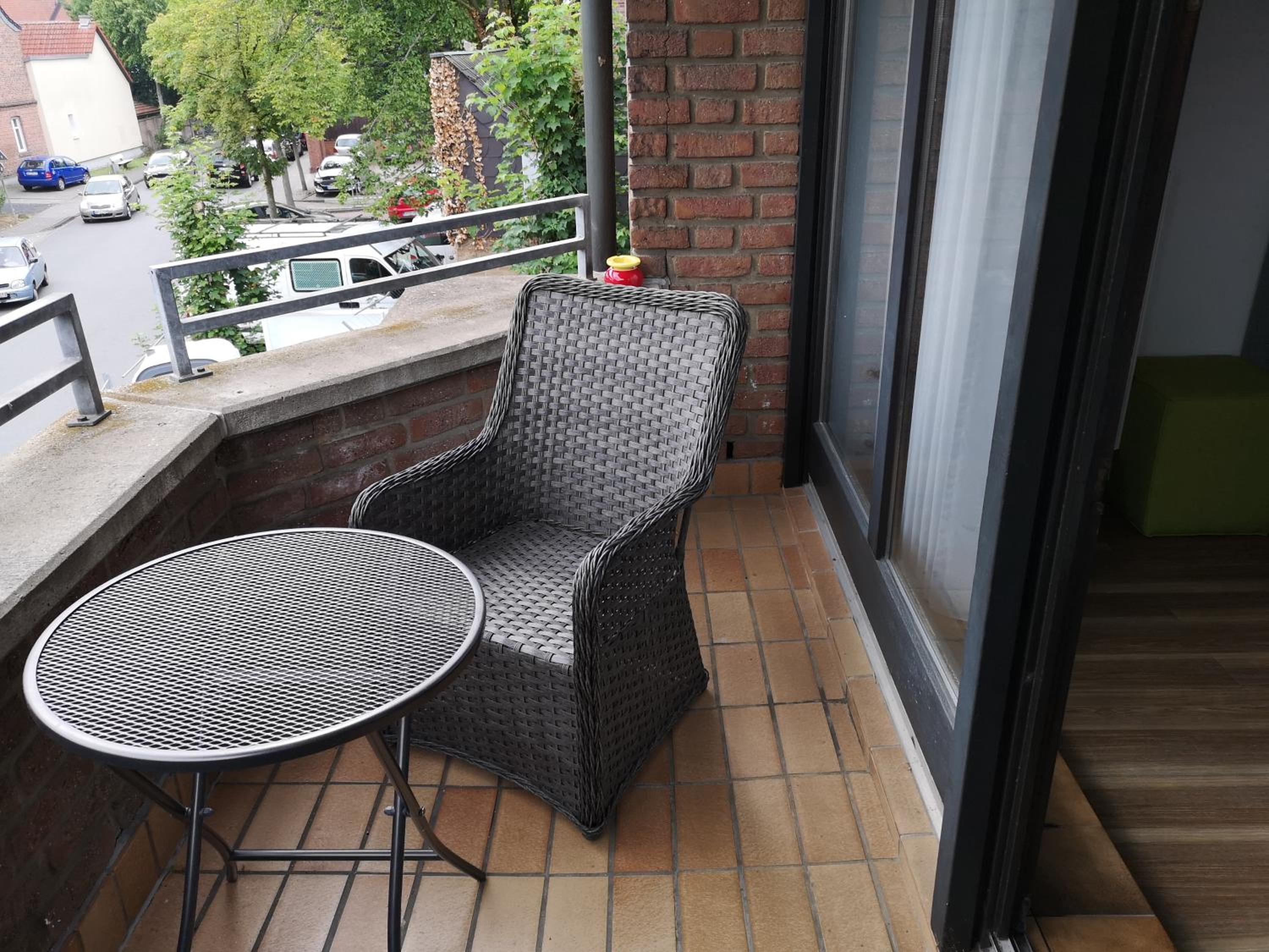 Apartment with Balcony - Photo 24