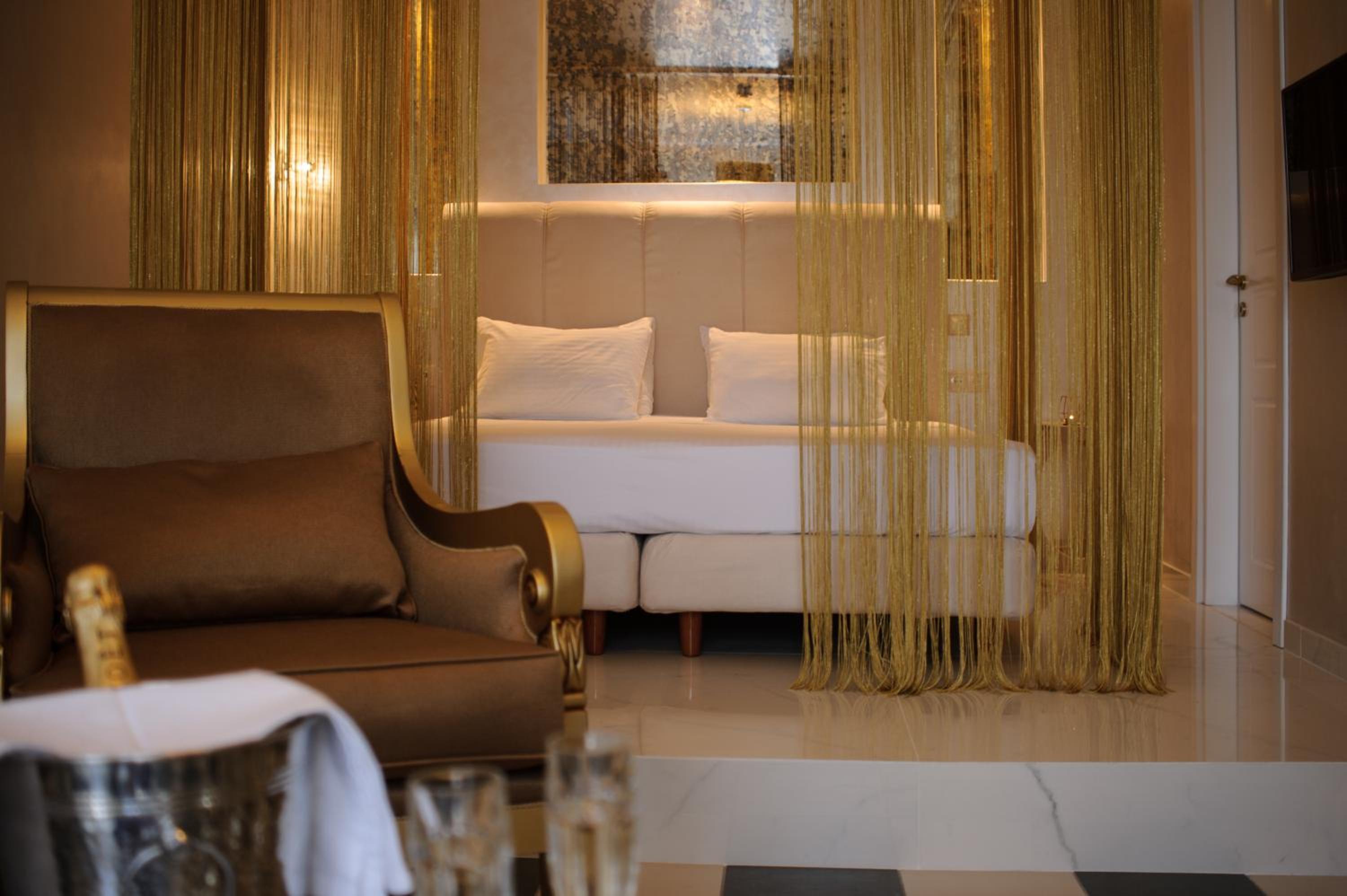 Deluxe Double or Twin Room with Sea View