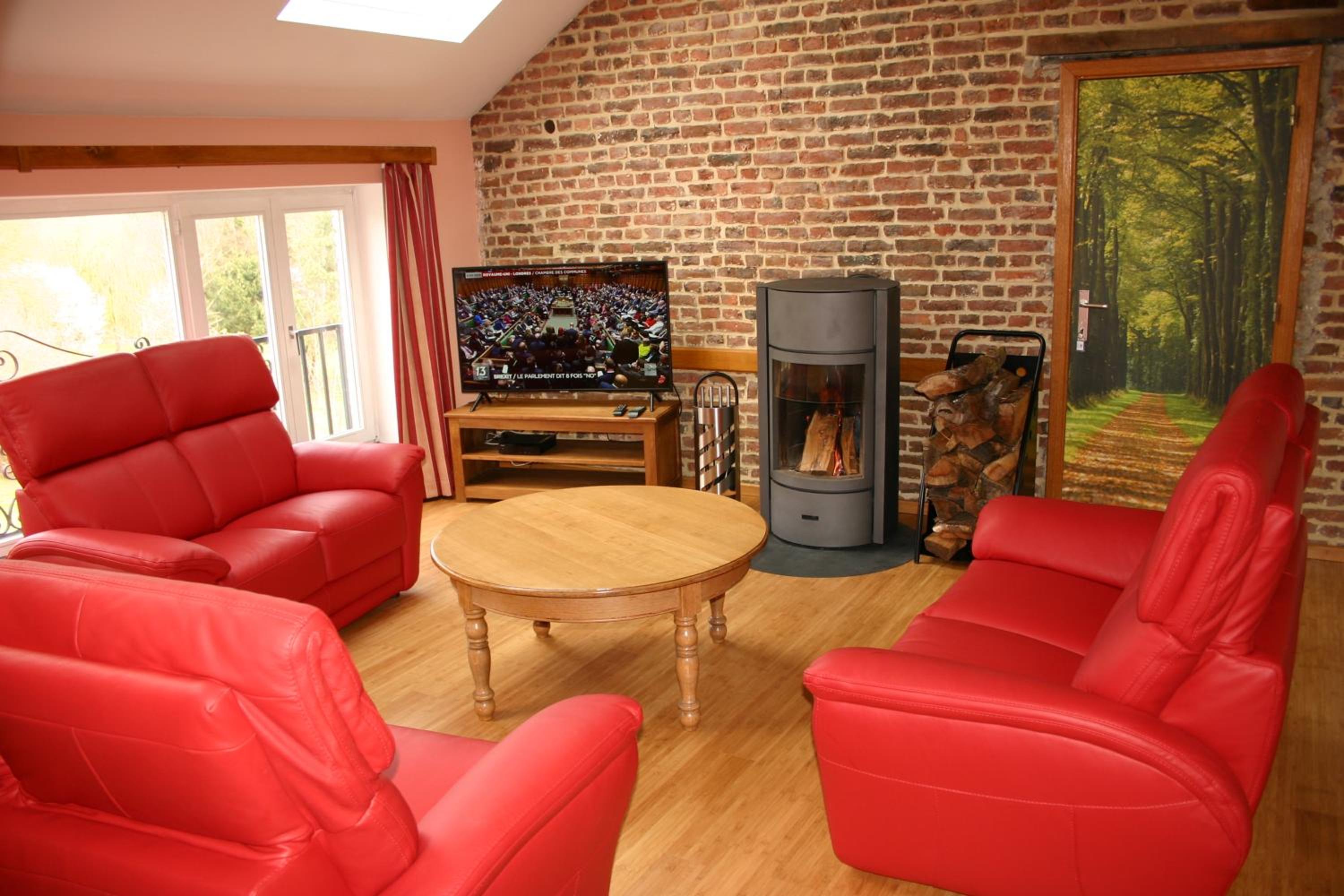 Four-Bedroom House photo 1