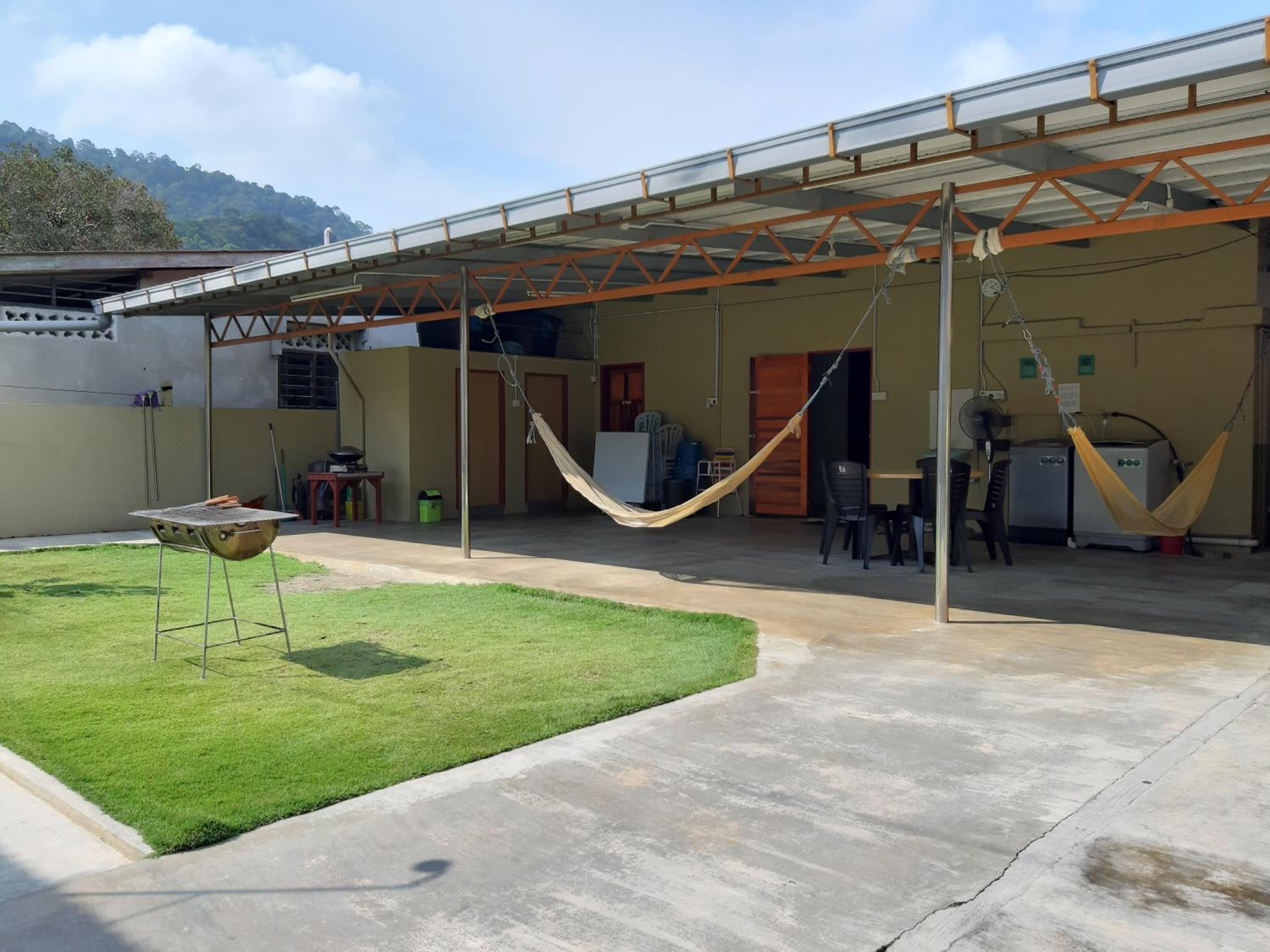 Deluxe Bungalow with Garden View photo 2