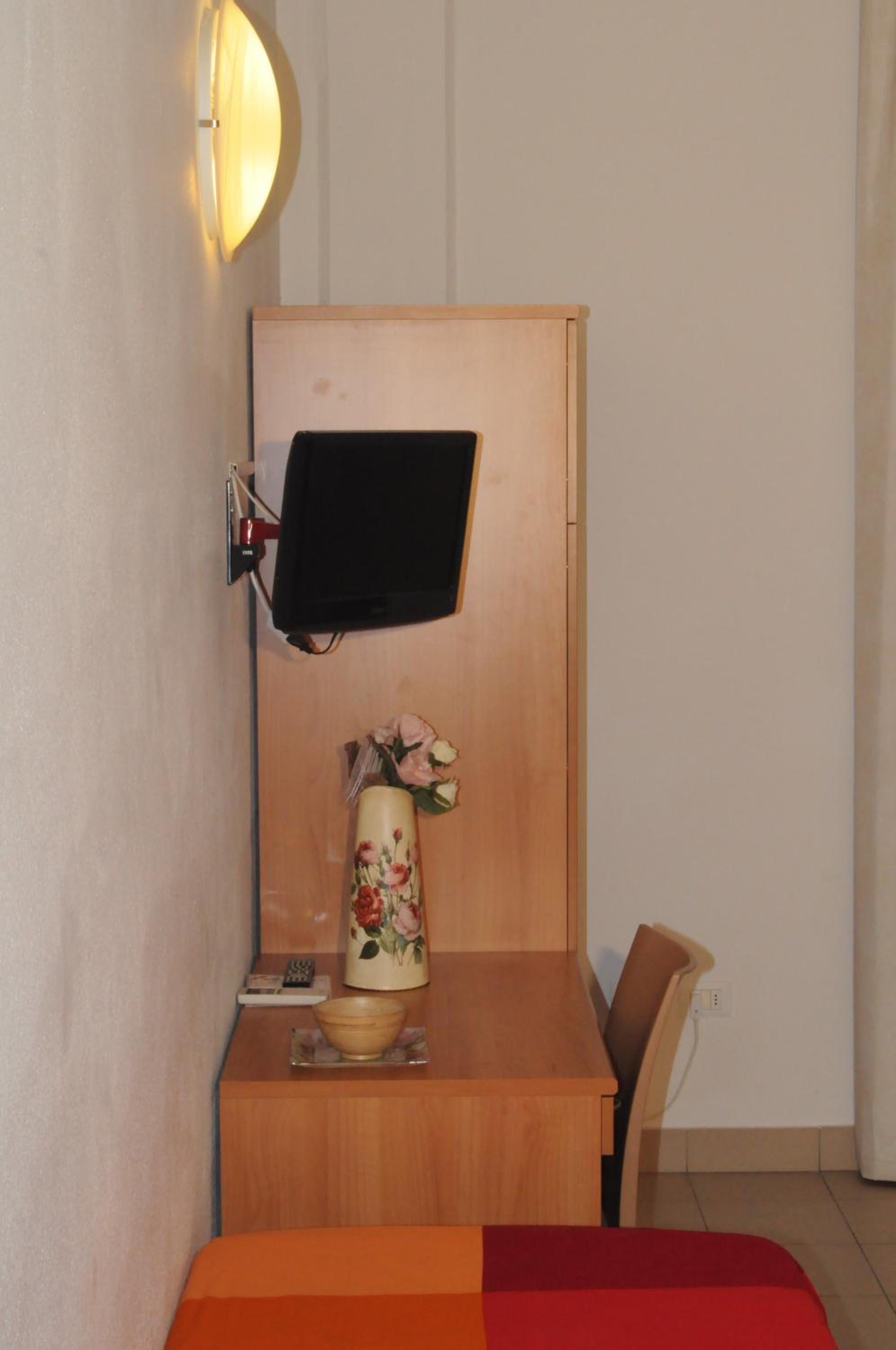 Triple Room - Photo 2