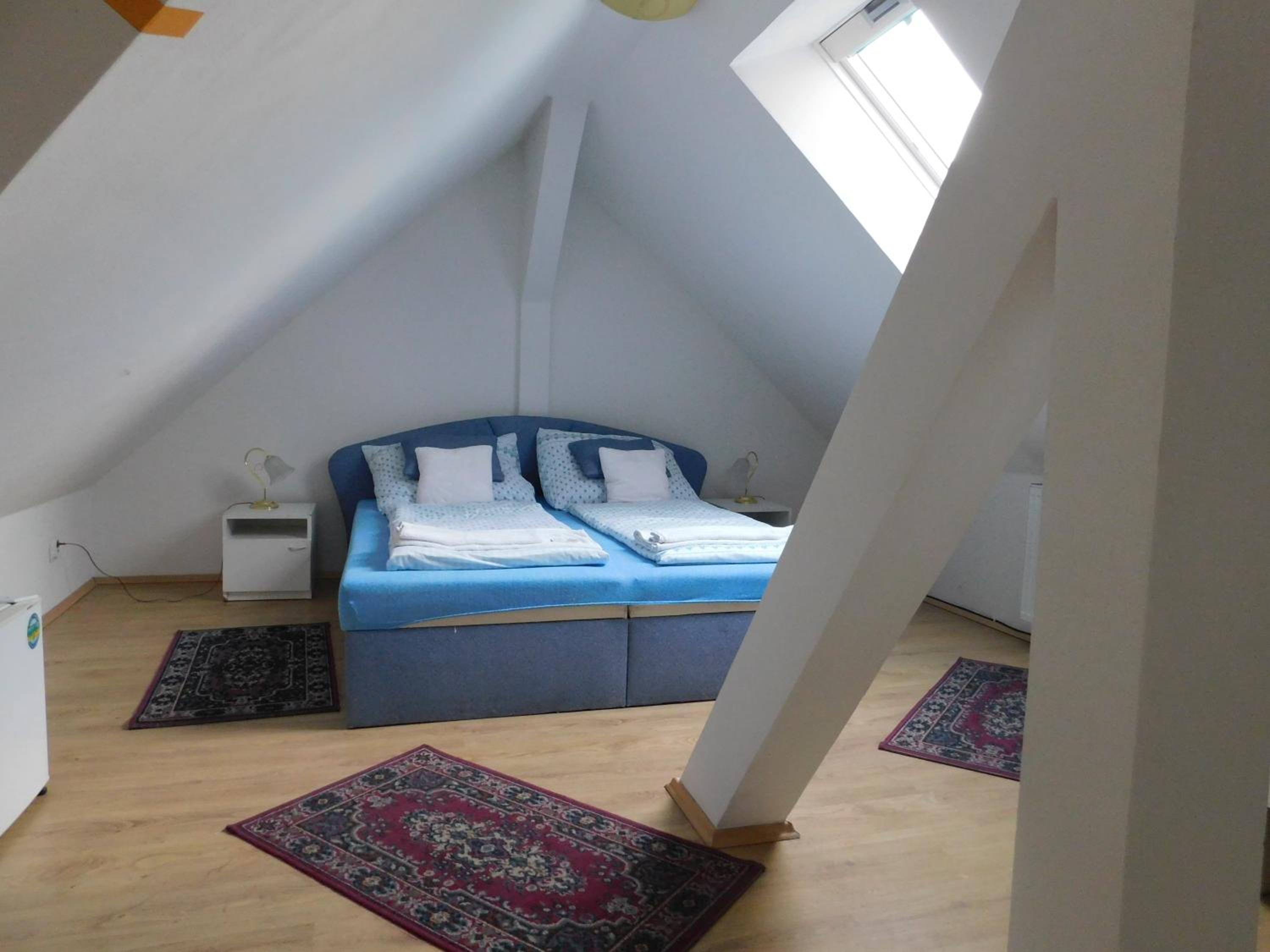 Standard Triple Room photo 3