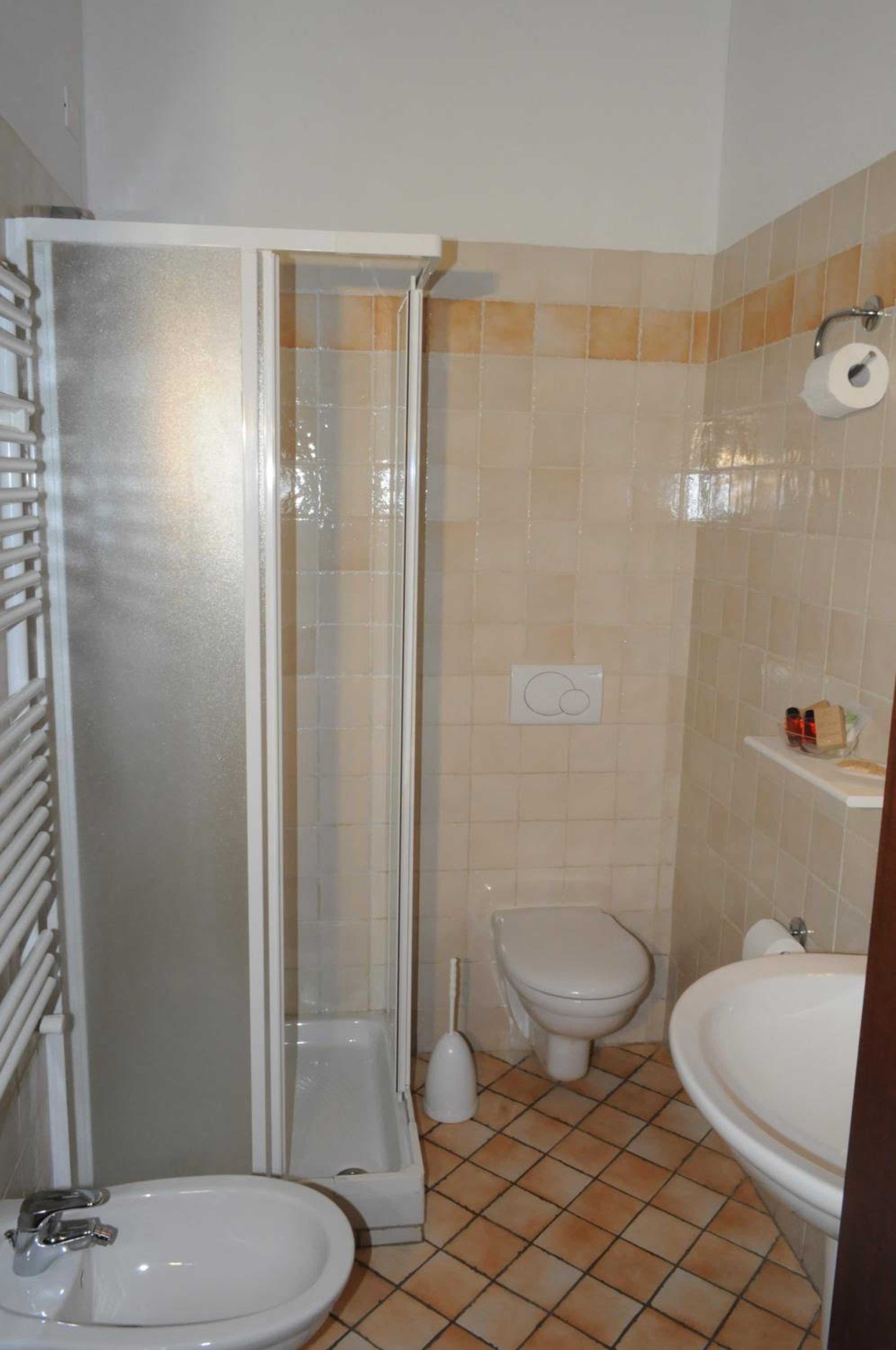 Triple Room - Photo 3