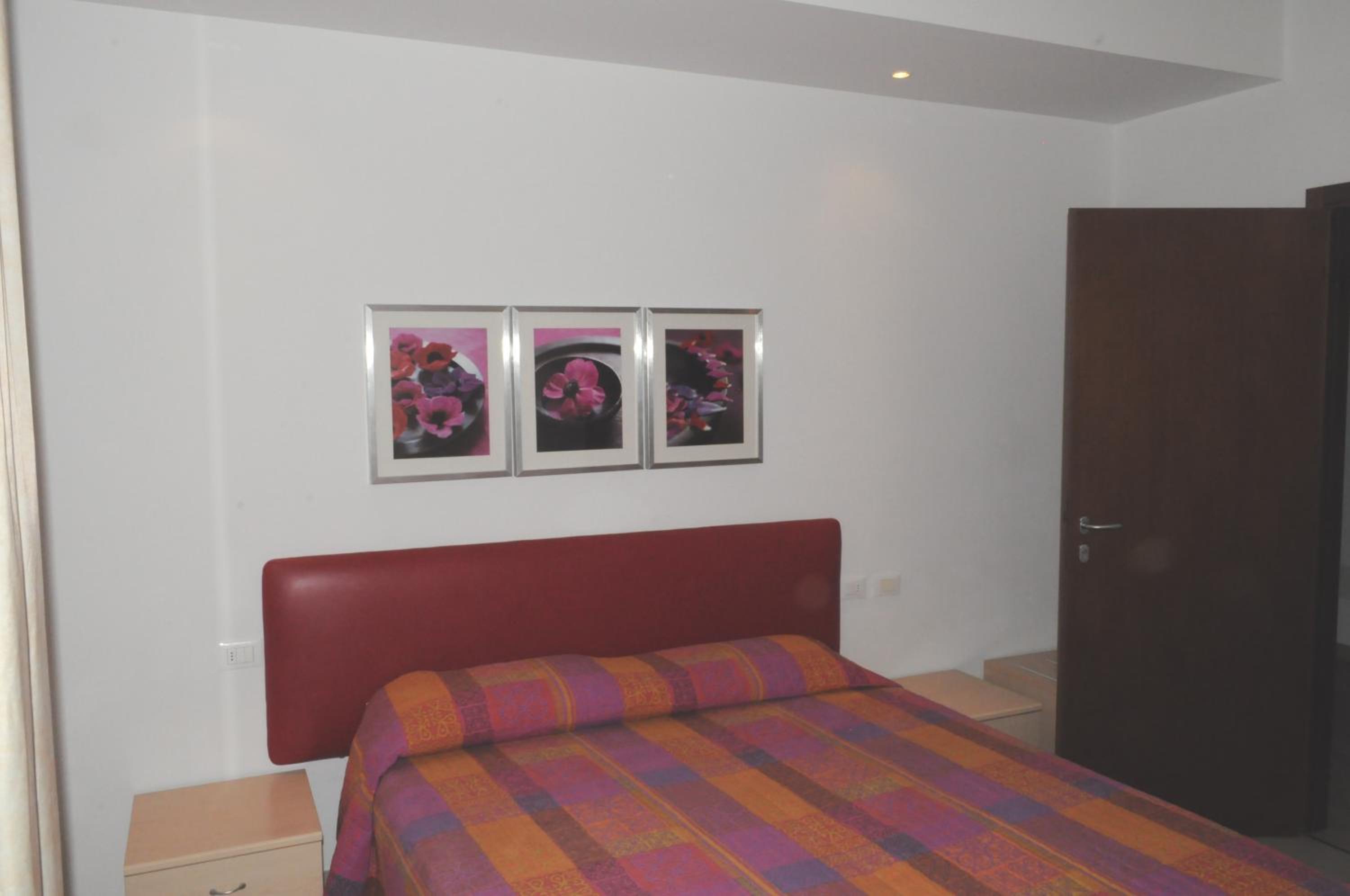Double or Twin Room - Photo 12