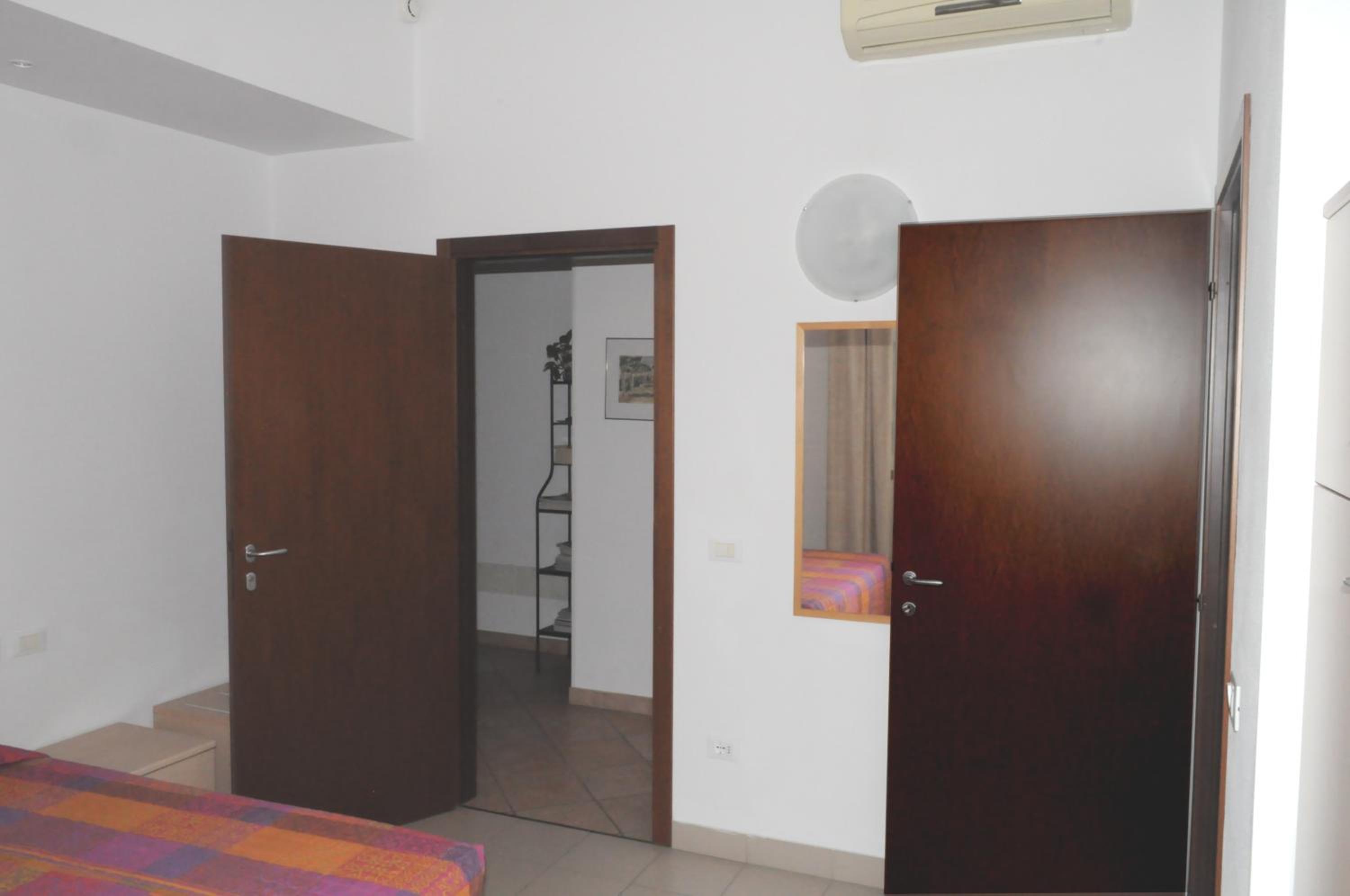 Double or Twin Room - Photo 13