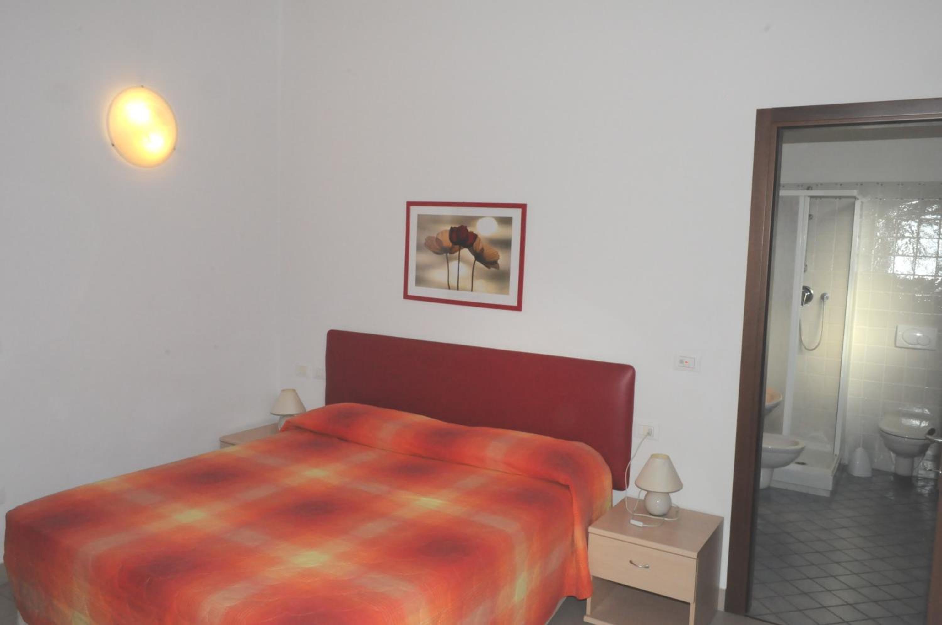 Double or Twin Room - Photo 1