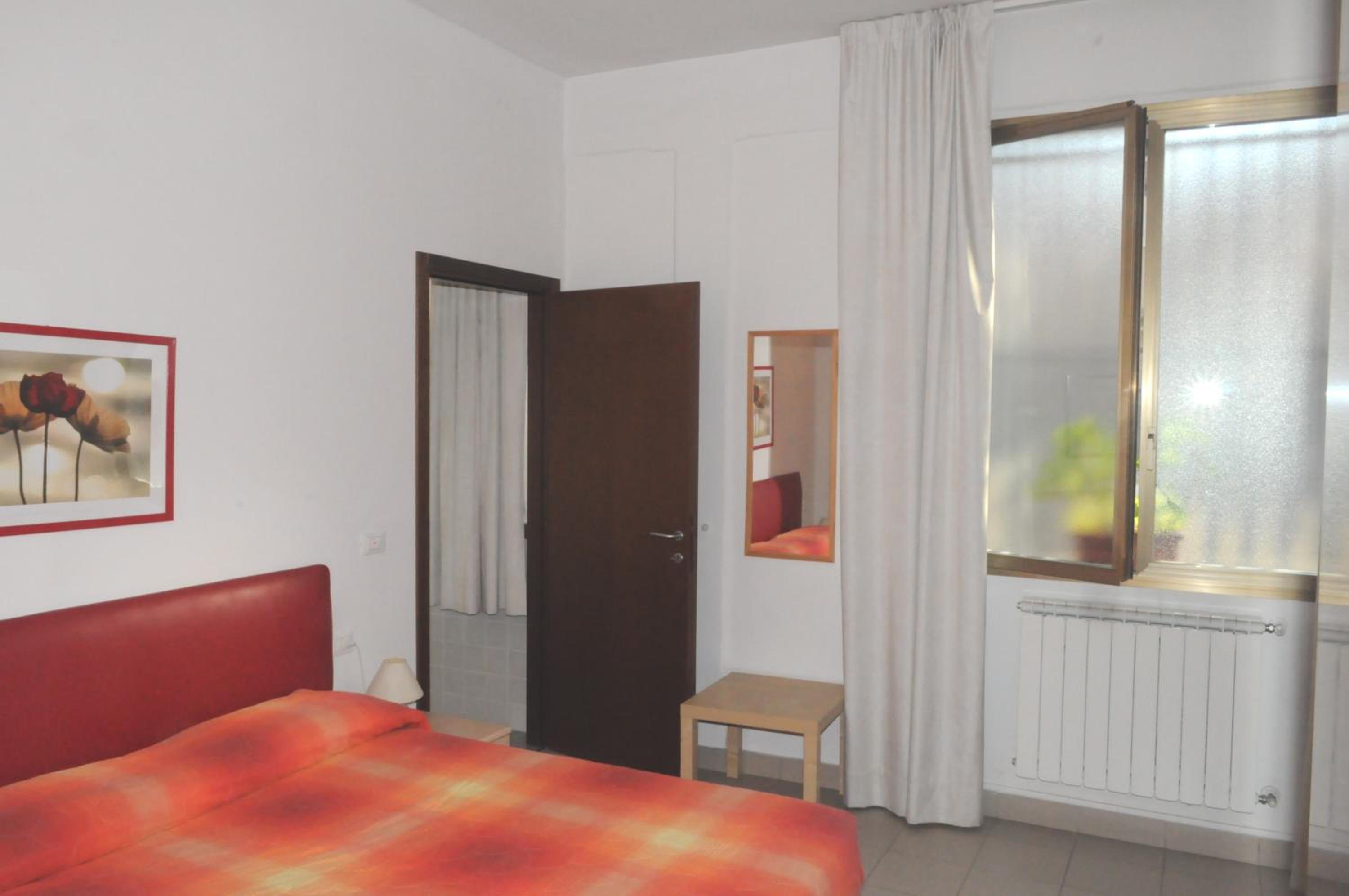 Double or Twin Room - Photo 15