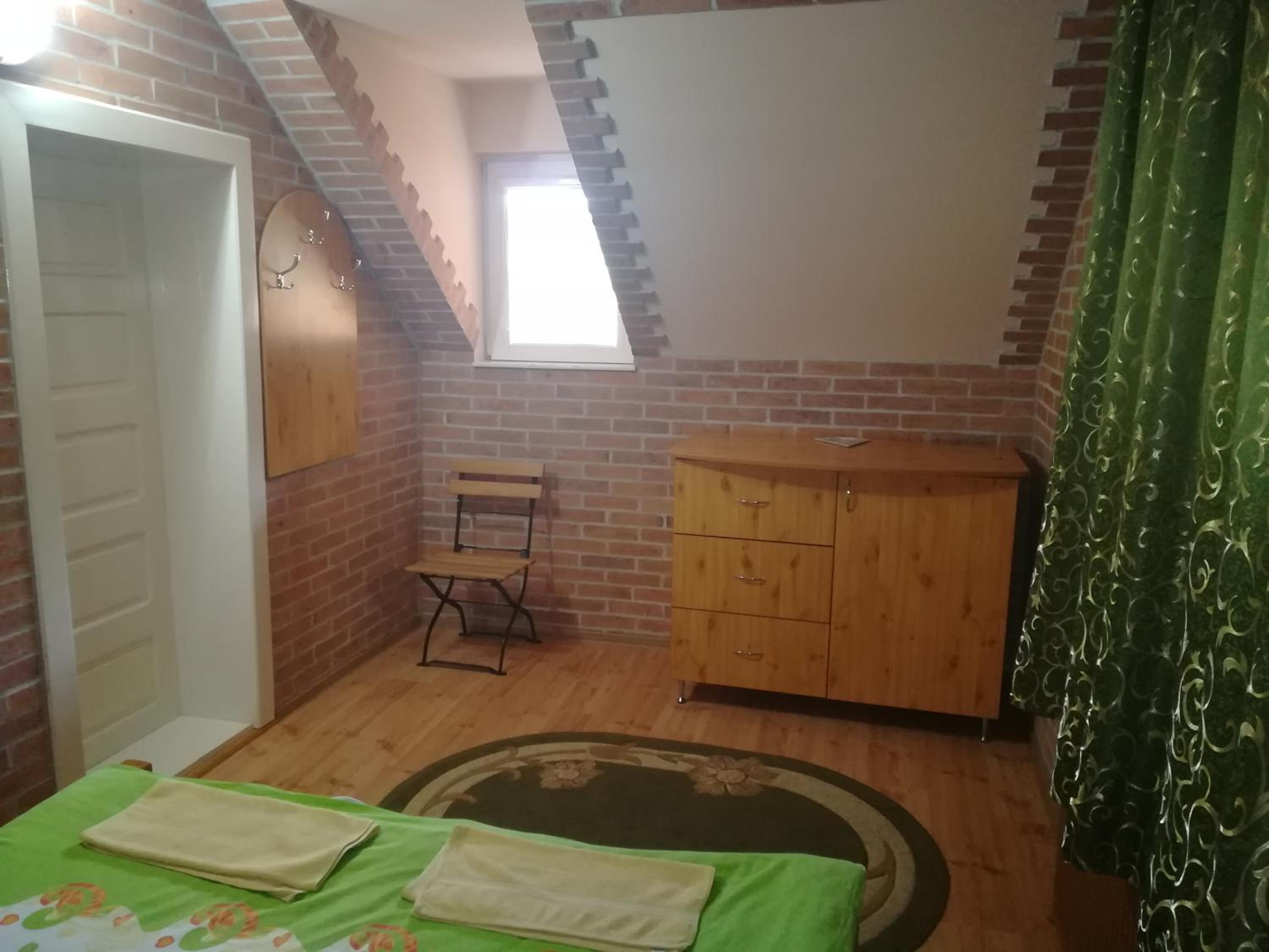 Standard Double Room with Shared Bathroom photo 3