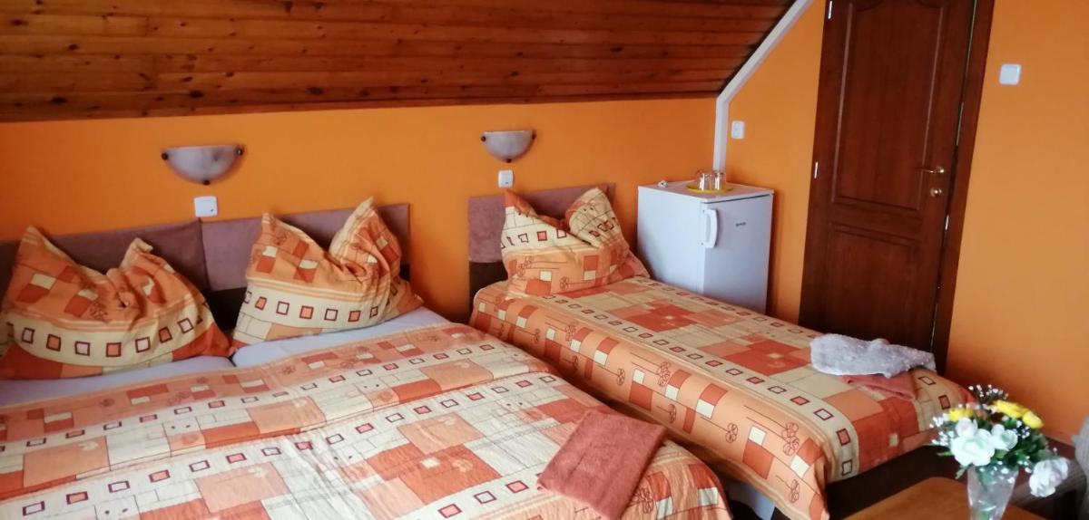 Quadruple Room with Terrace photo 3