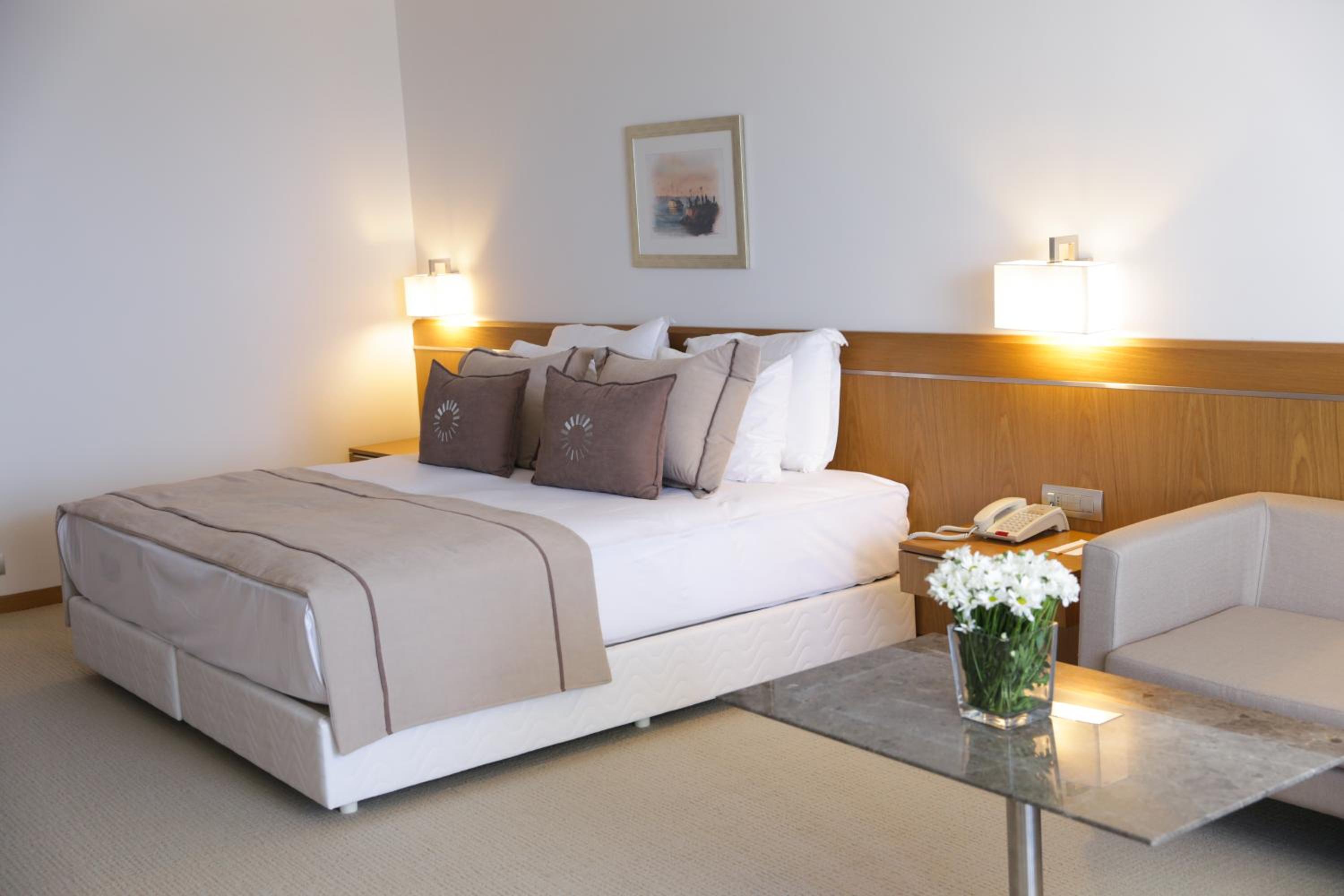 Deluxe Double Room with Balcony and Sea View - Photo 2
