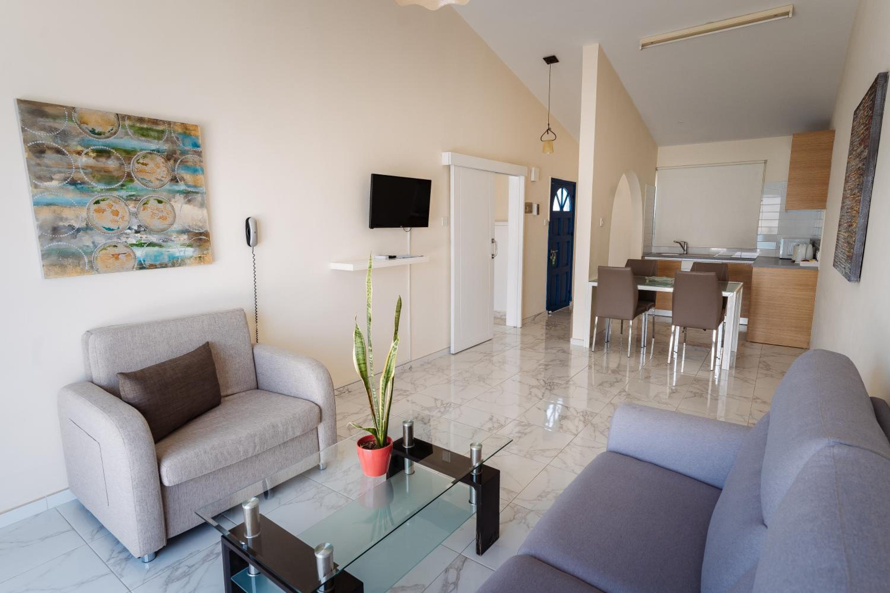 Superior One-Bedroom Apartment with Sea View