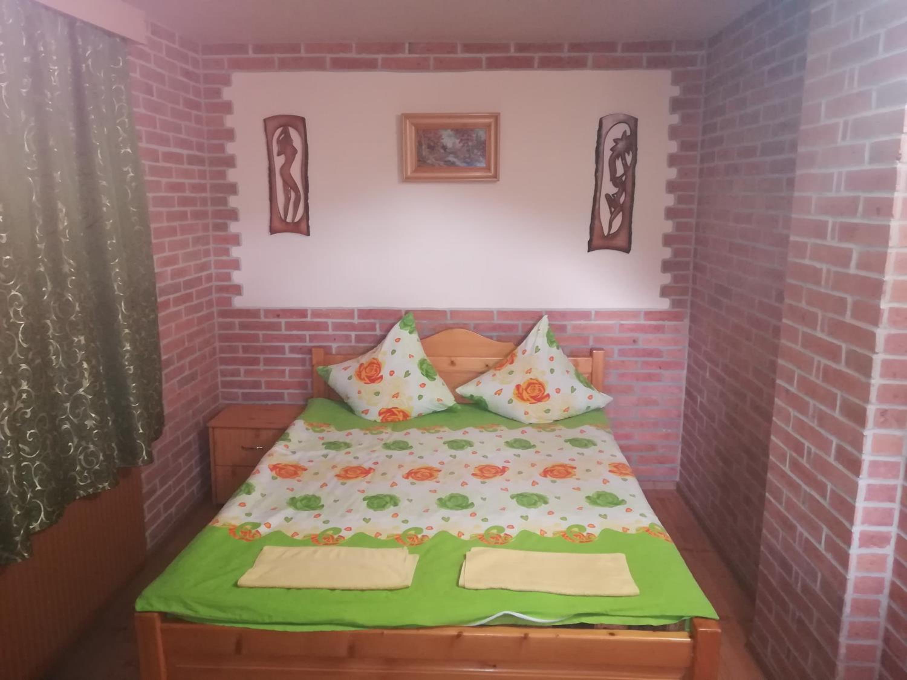 Standard Double Room with Shared Bathroom photo 2