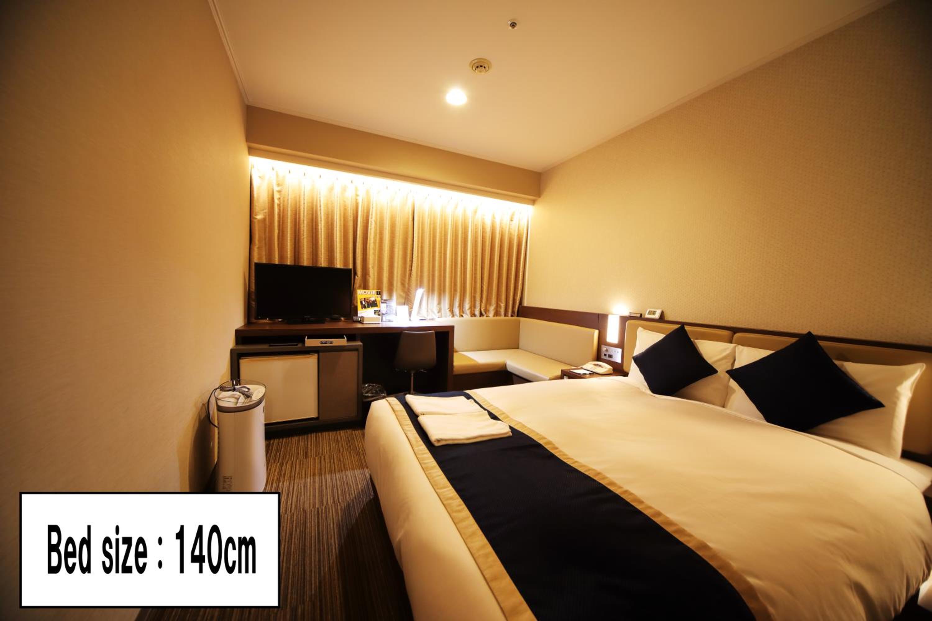 Standard Double Room - Non-Smoking photo 2