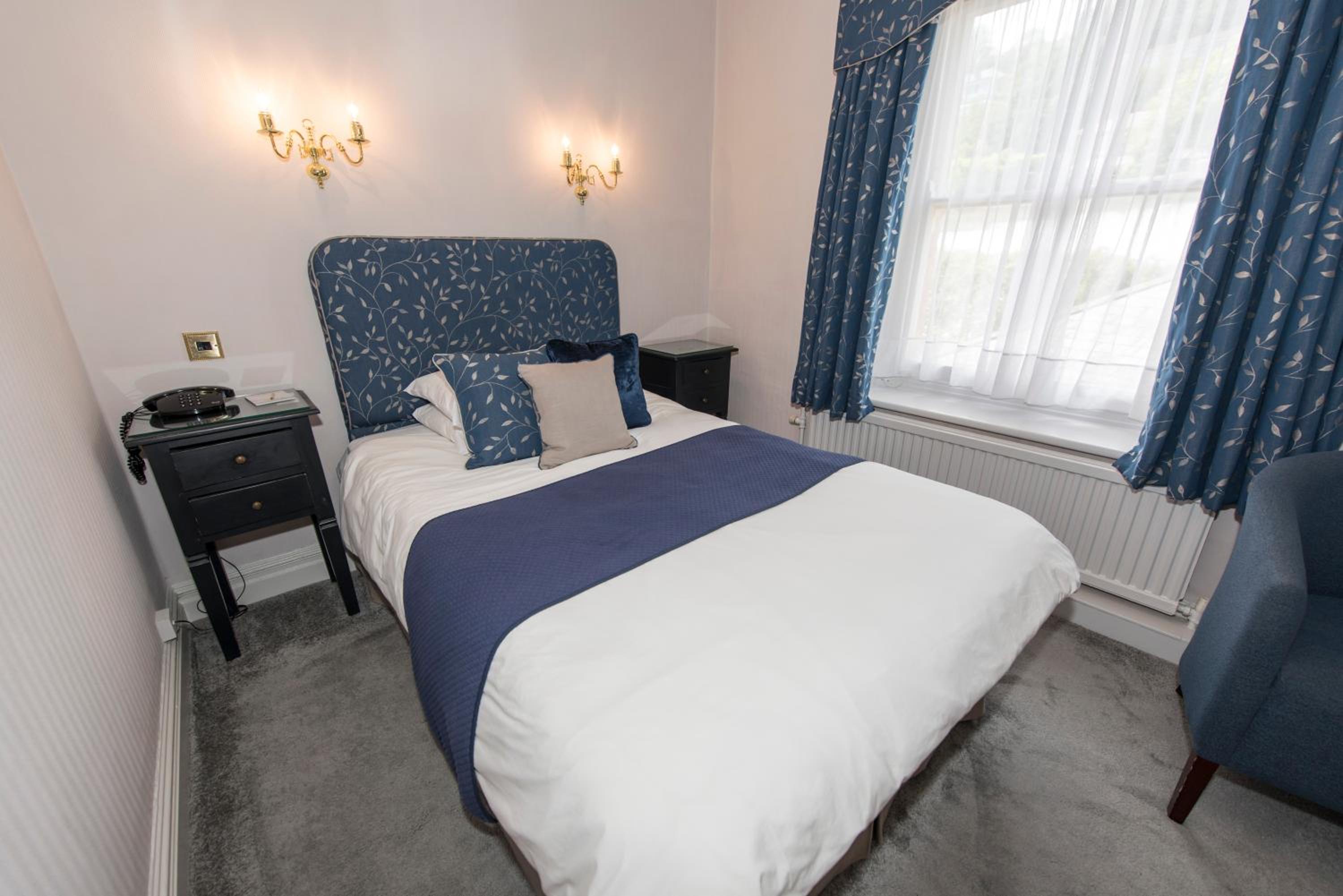 Single Room photo 2
