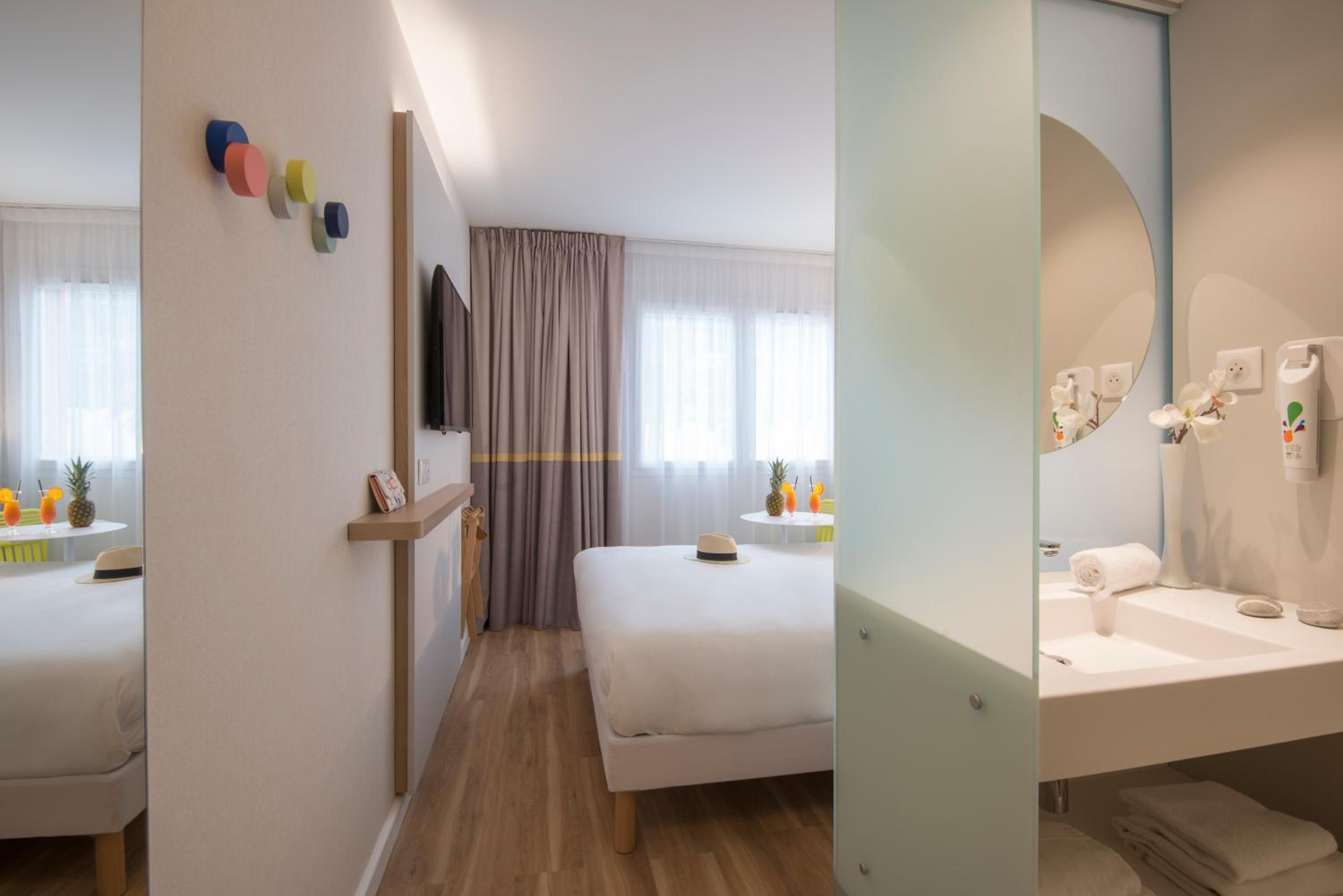 Standard Double Room - Photo 4