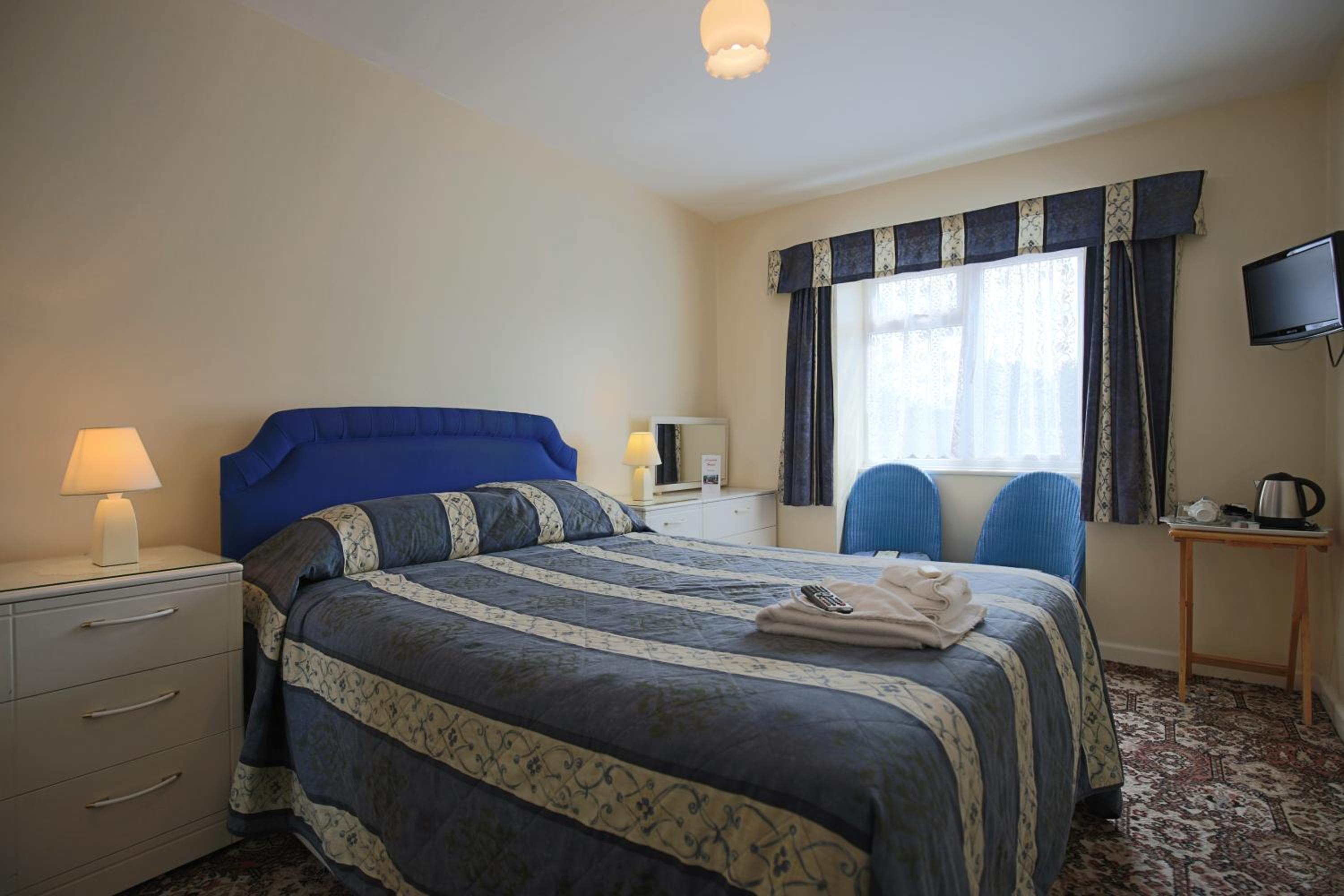 Double Room - Photo 2