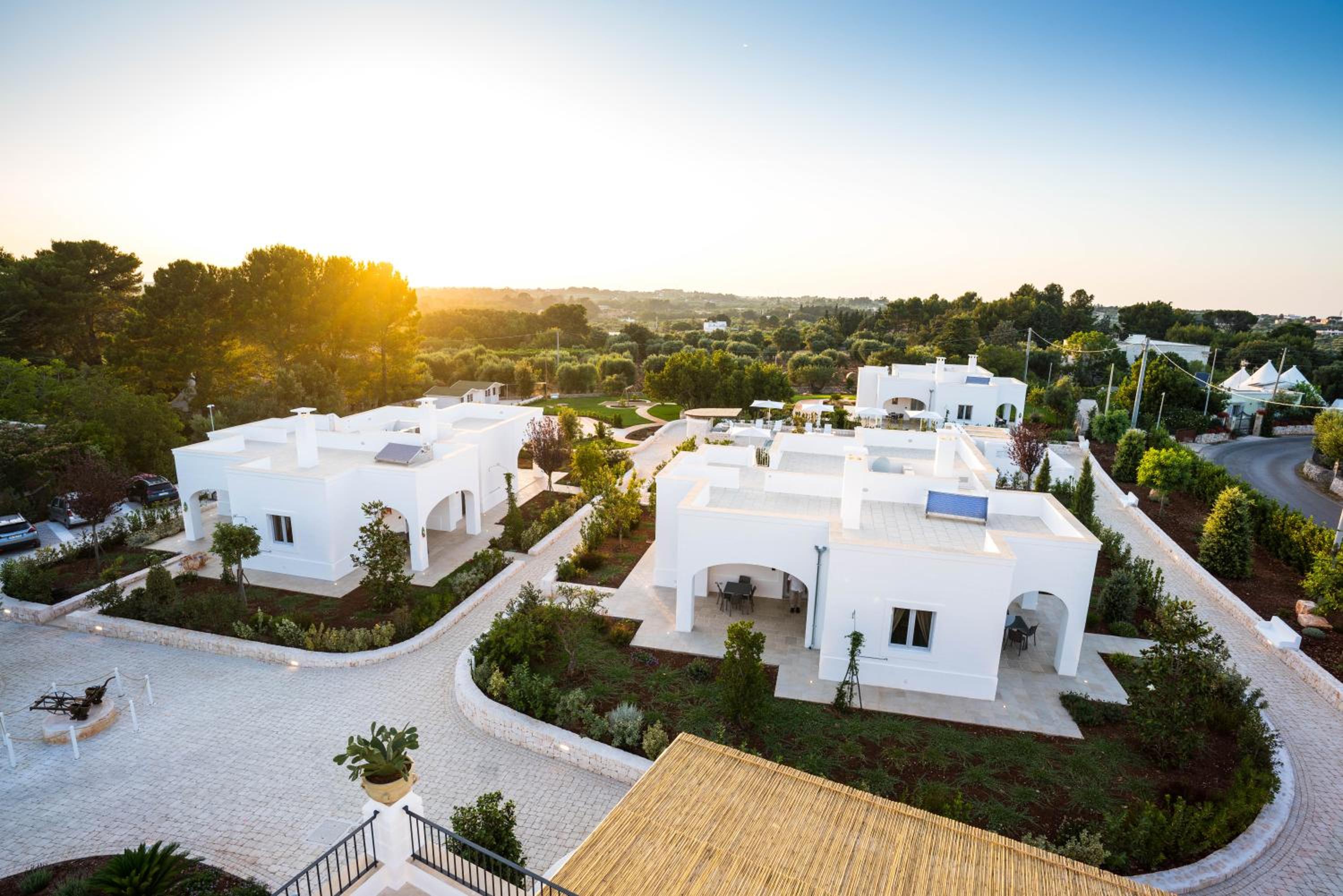 Studio Apartment - Photo 14