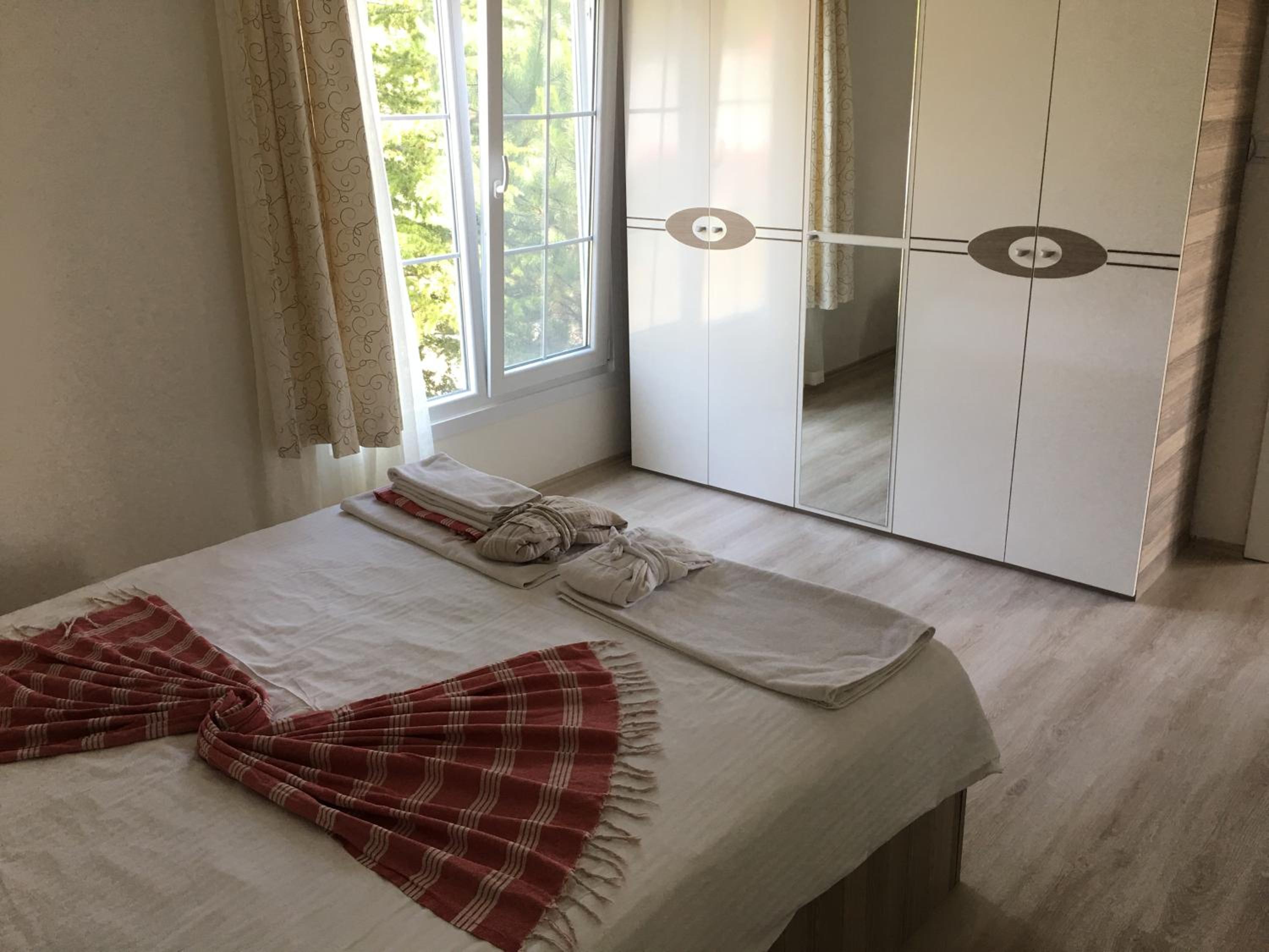 Villa photo 3